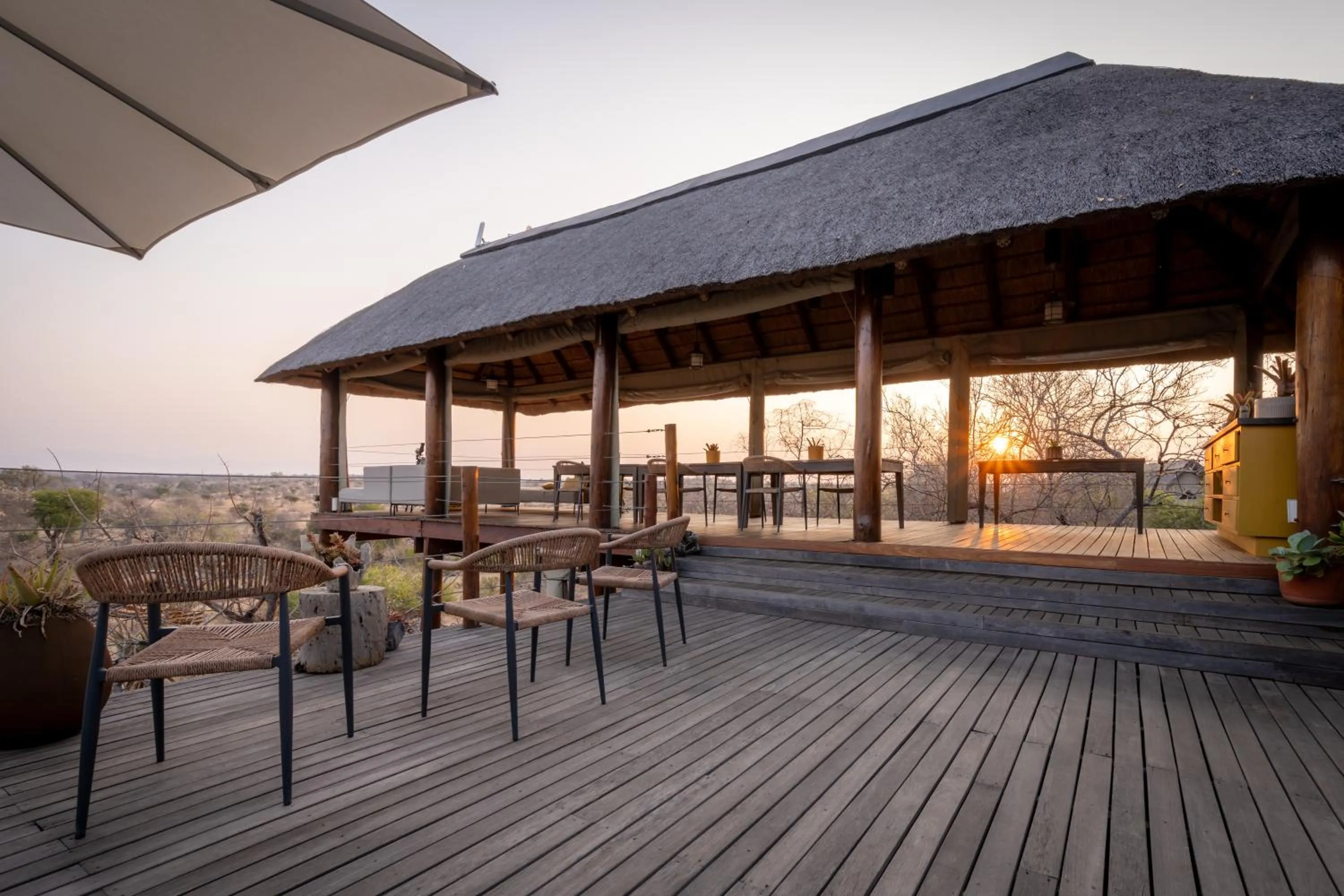 Day in Sausage Tree Safari Camp