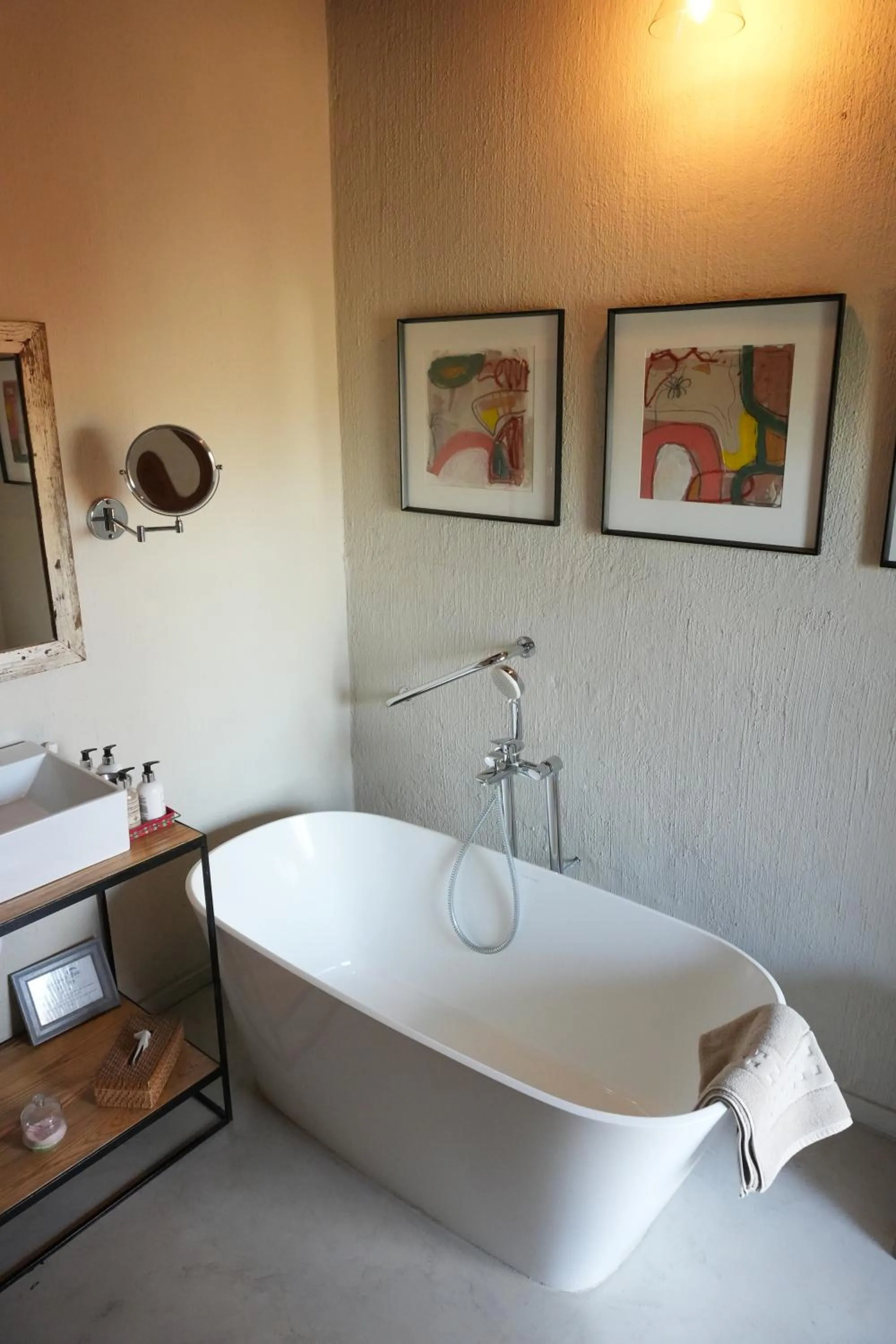 Property building in Sausage Tree Safari Camp