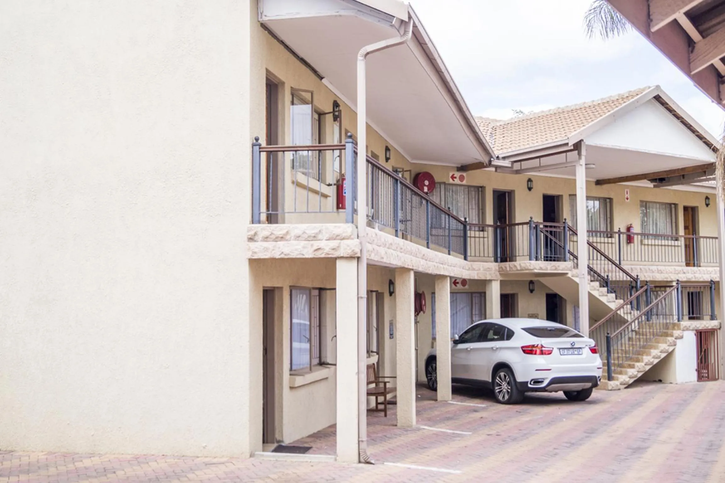 Ivory Lodge Bendor