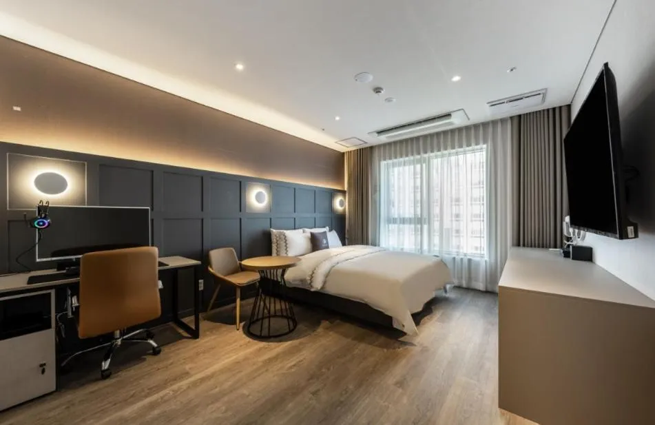 Bed in Gimpo JK Hotel