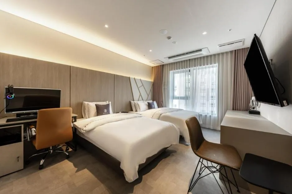 Bed in Gimpo JK Hotel