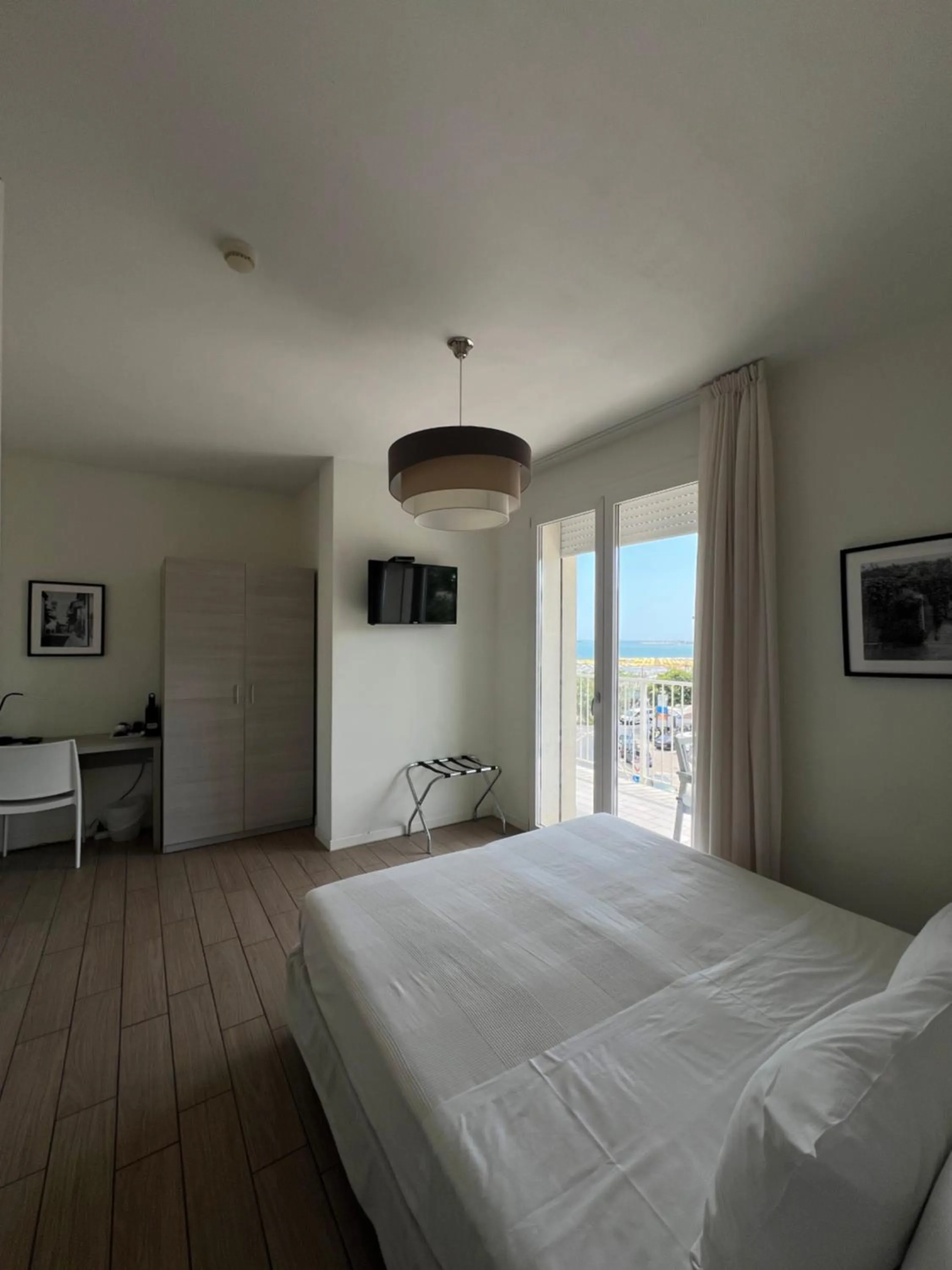 Bedroom, Bed in Hotel Riva e Mare