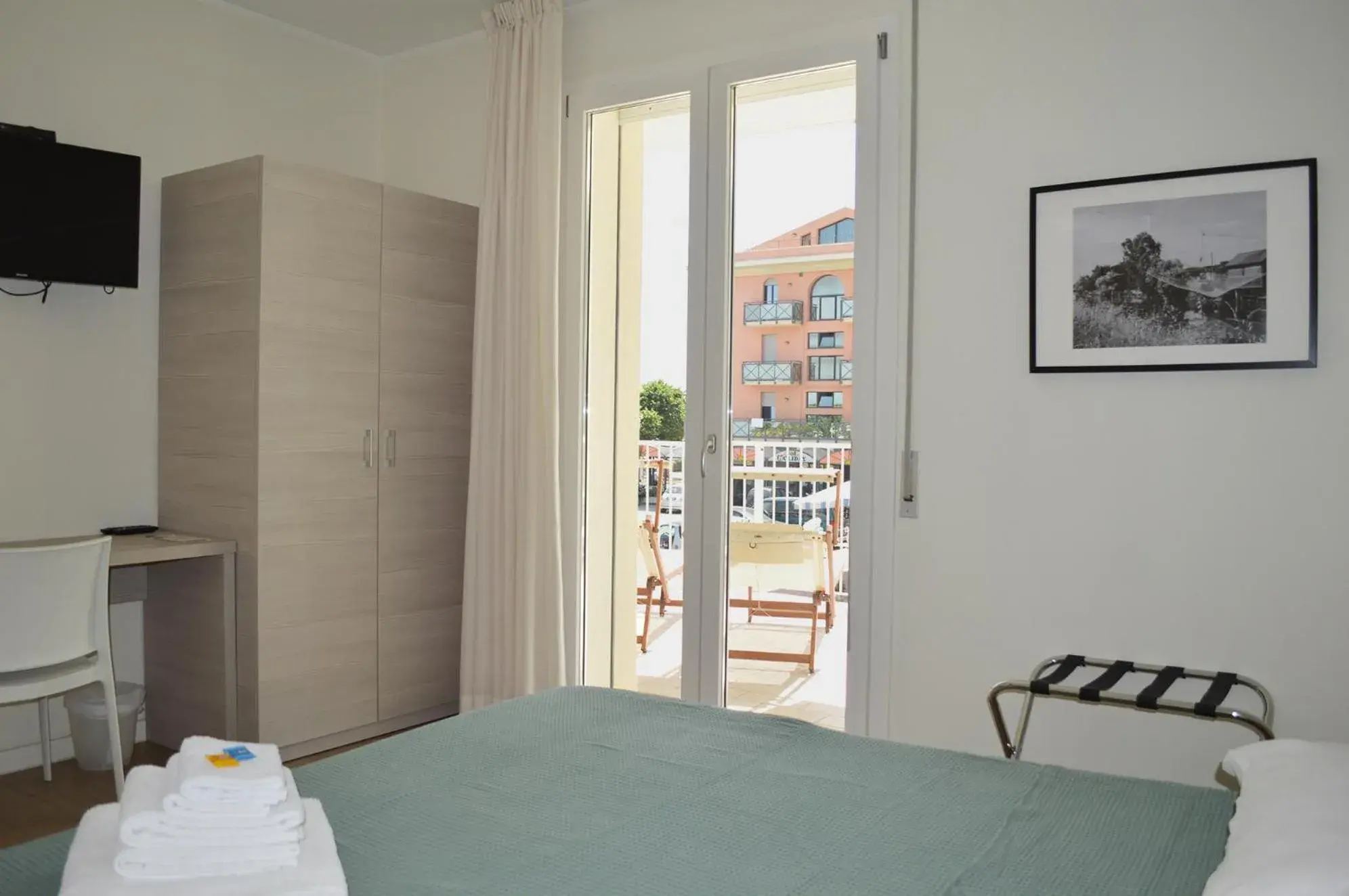 Other, Bed in Hotel Riva e Mare