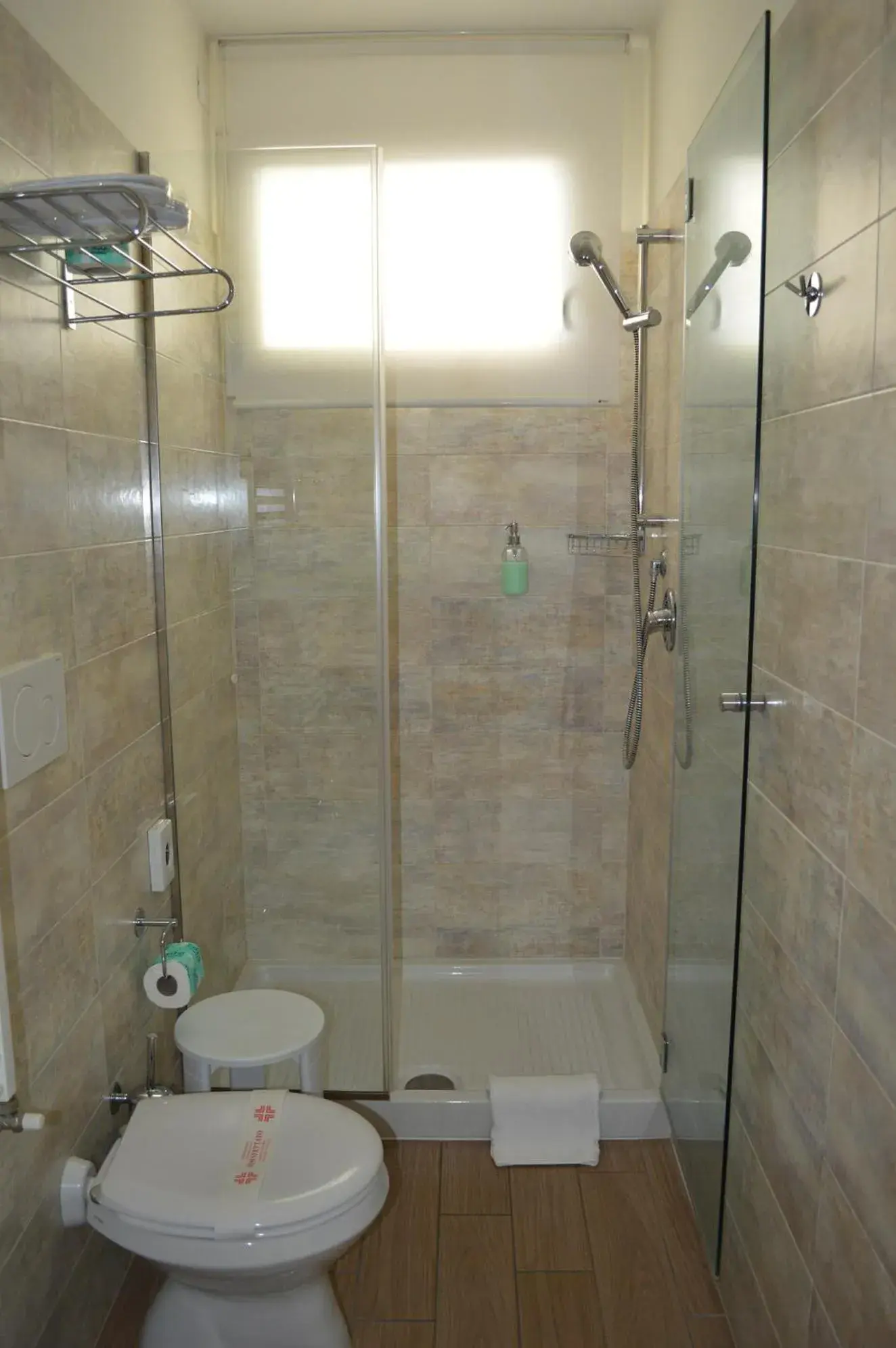 Shower, Bathroom in Hotel Riva e Mare