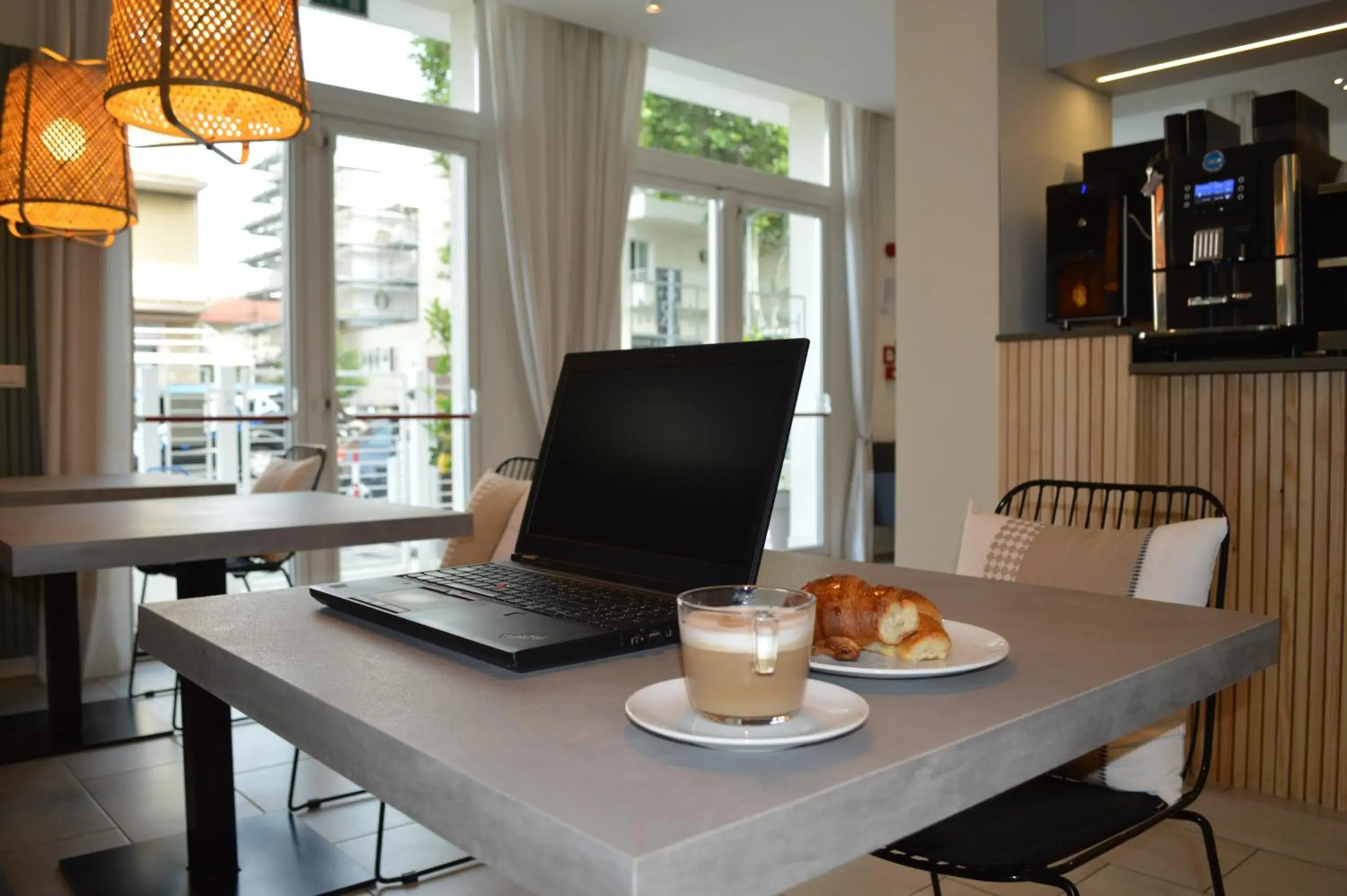 Lounge or bar in Hotel Riva e Mare