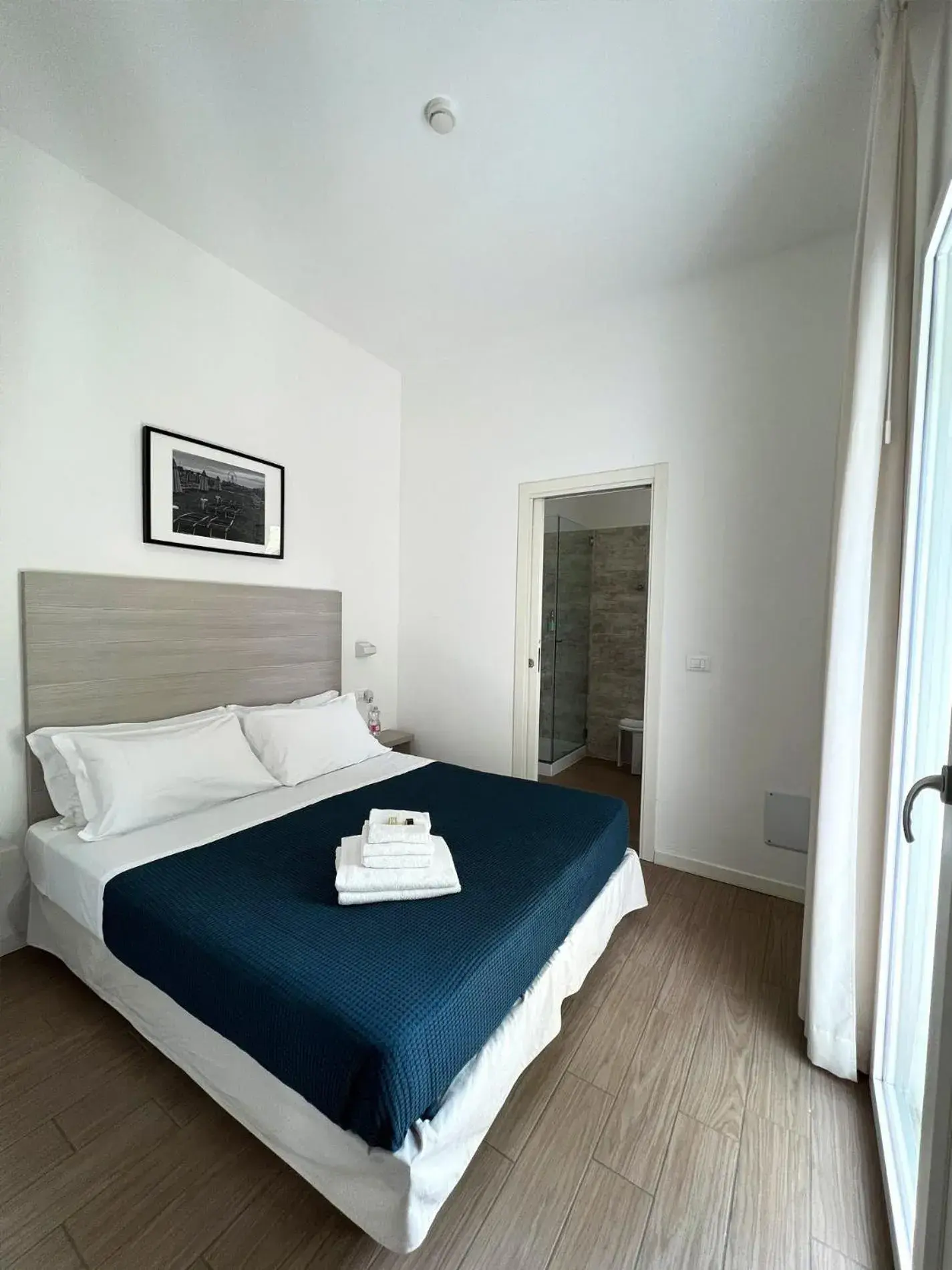 Bed in Hotel Riva e Mare