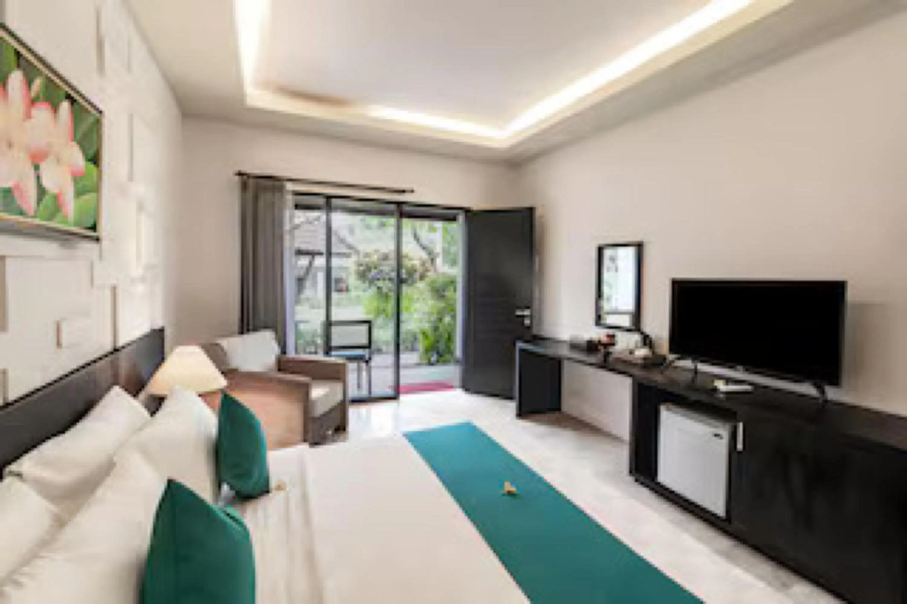 Bed in Belvilla Y Resort Near Central Ubud