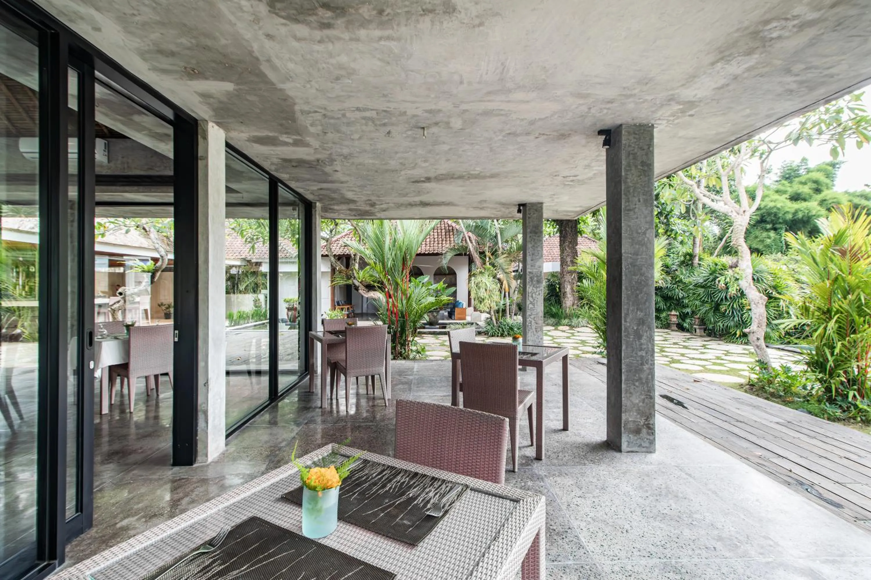 minibar in Belvilla Y Resort Near Central Ubud