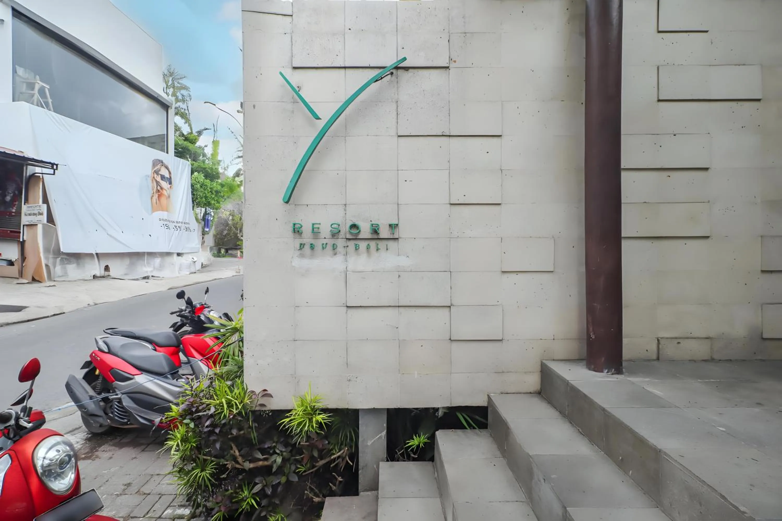 Facade/entrance in Belvilla Y Resort Near Central Ubud