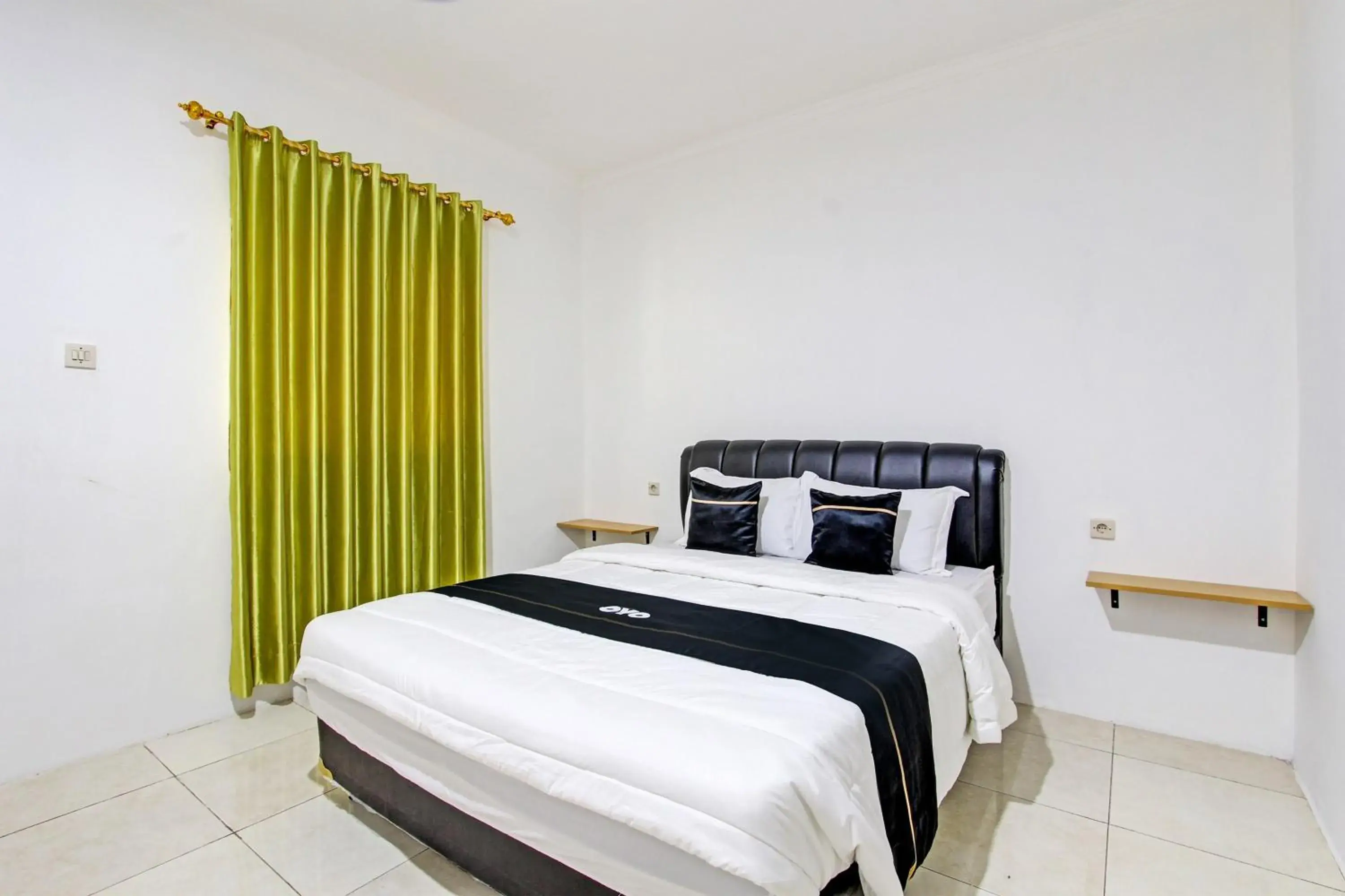 Deluxe Double Room in Capital O 93449 The Boekit Song Putri Resort Deluxe Double Room in Capital O 93449 The Boekit Song Putri Resort