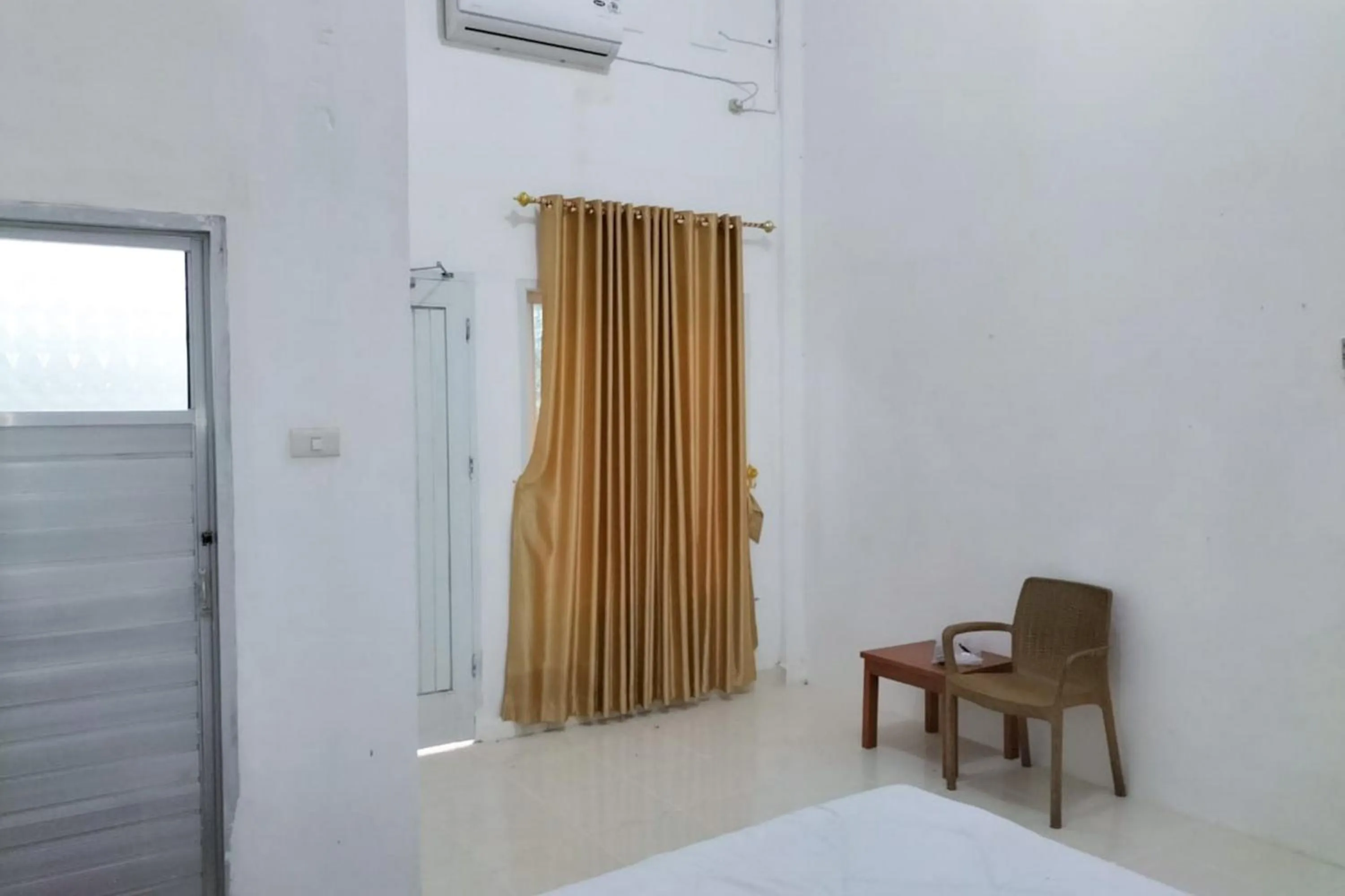 Bed in Wisma Silampari Mitra RedDoorz