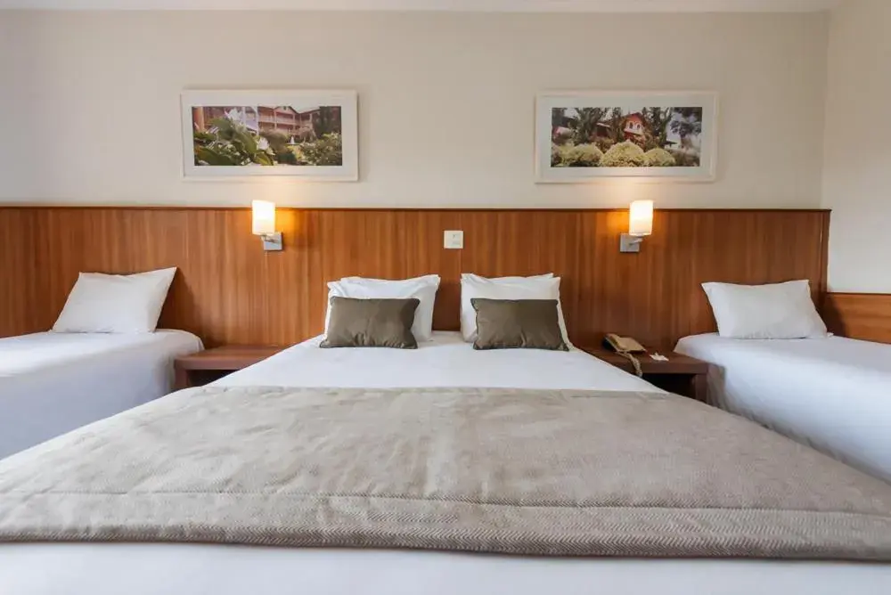 Deluxe Family Room in Monreale Resort Parque Aquático Deluxe Family Room in Monreale Resort Parque Aquático