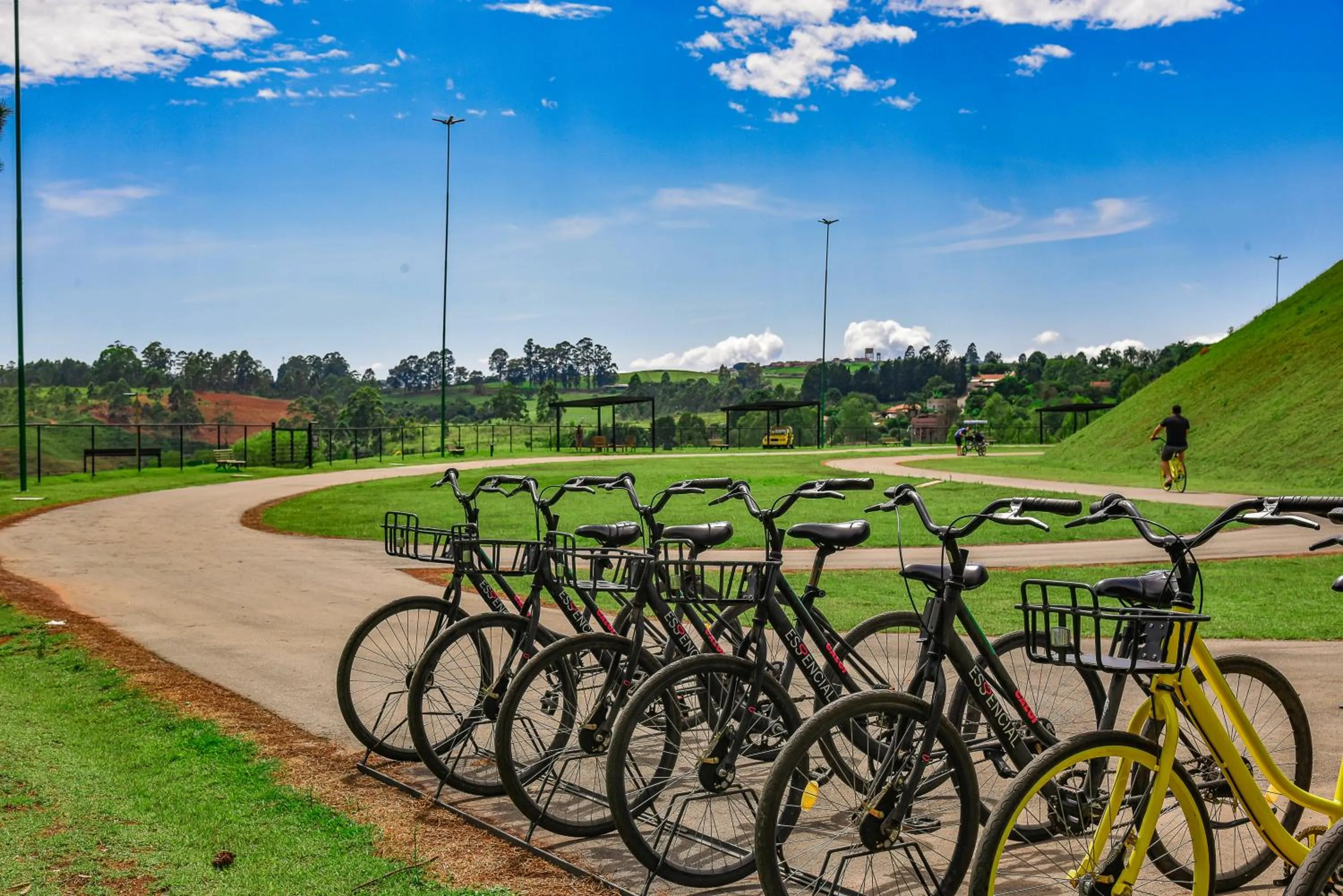 Cycling in Monreale Resort Parque Aquático