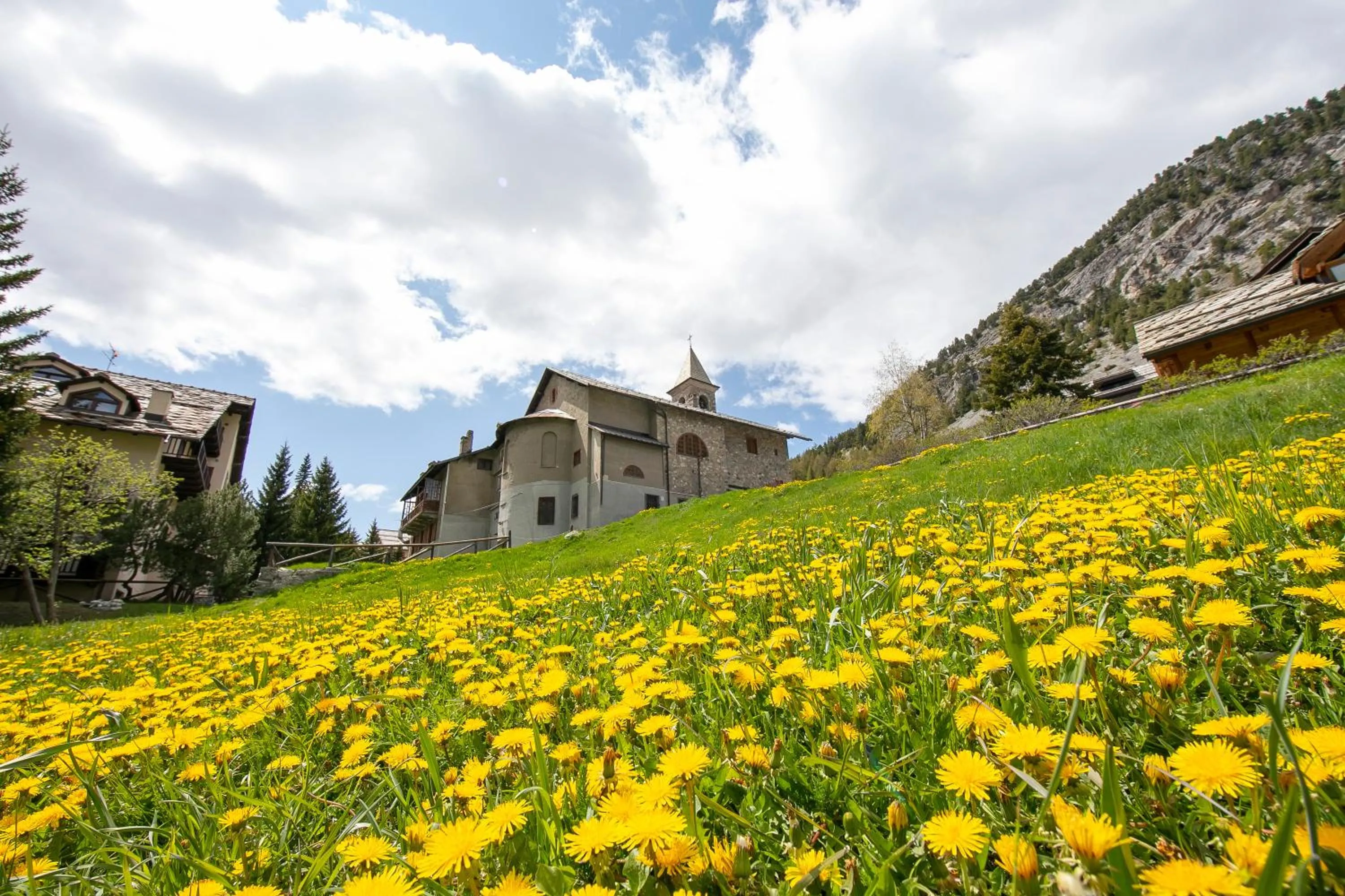 Other in Chaberton Romantic Retreat Ski In Ski Out - Happy Rentals