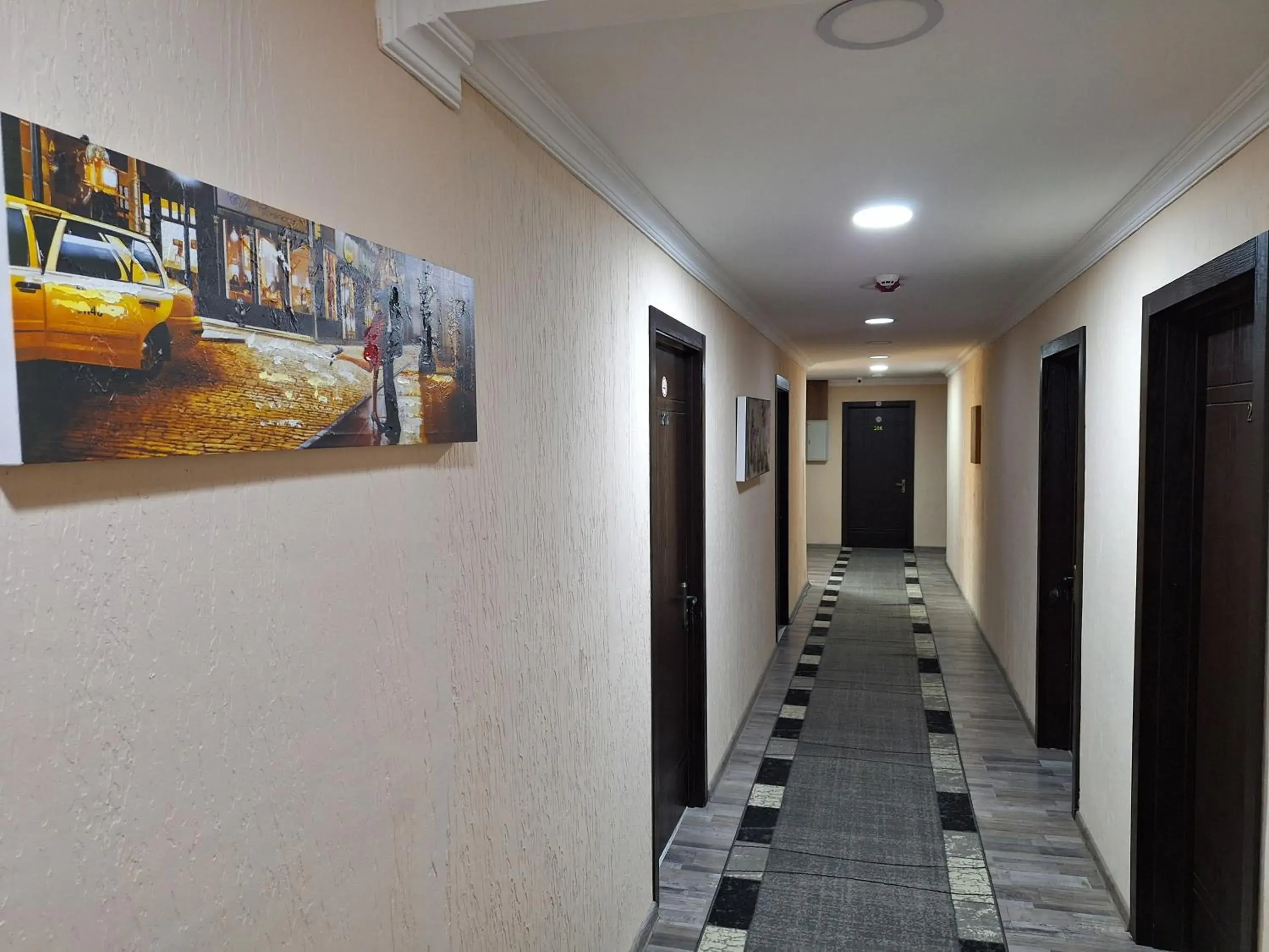 Facade/entrance in Hotel Georgian Facade/entrance in Hotel Georgian