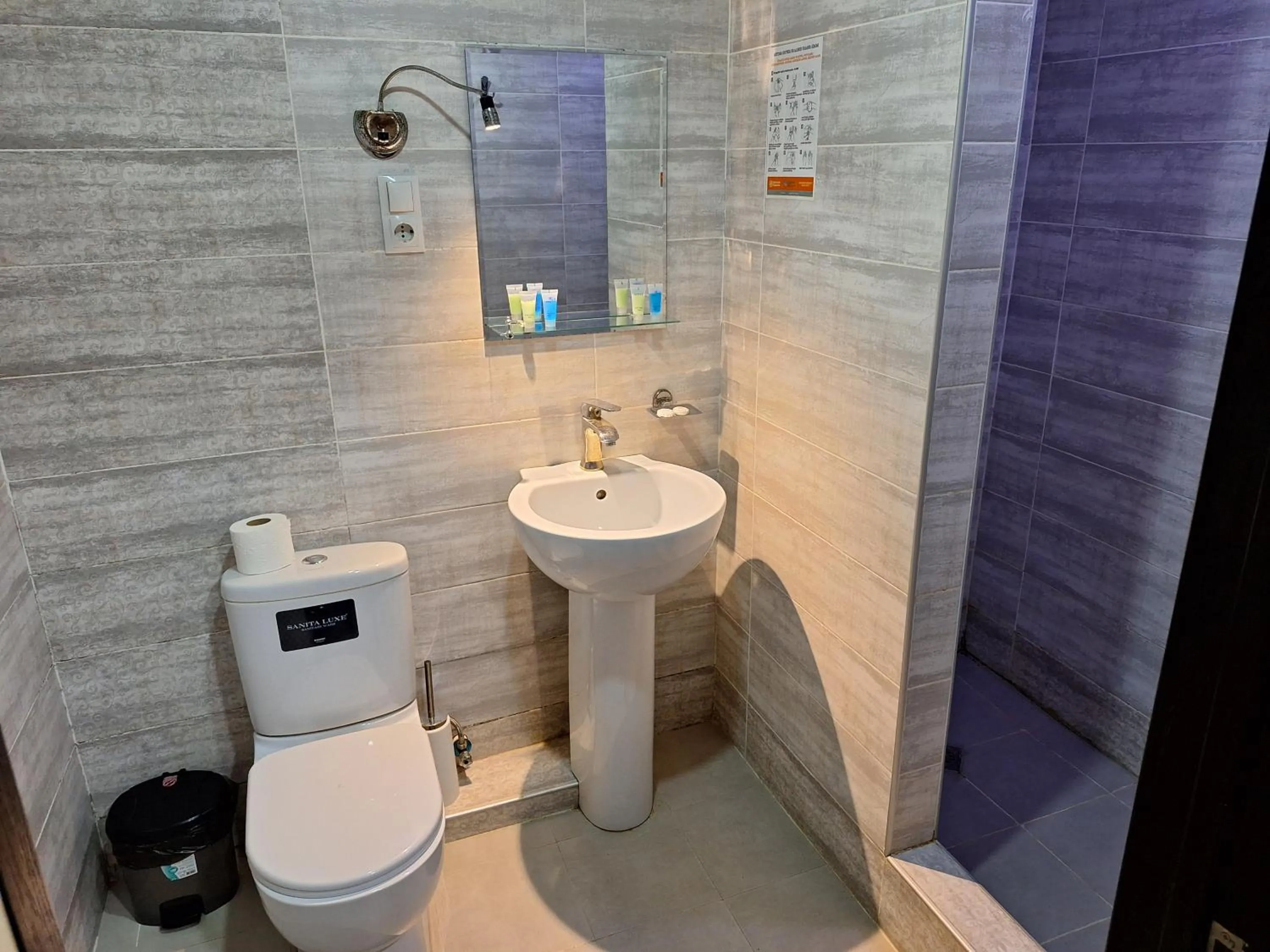 Bathroom in Hotel Georgian