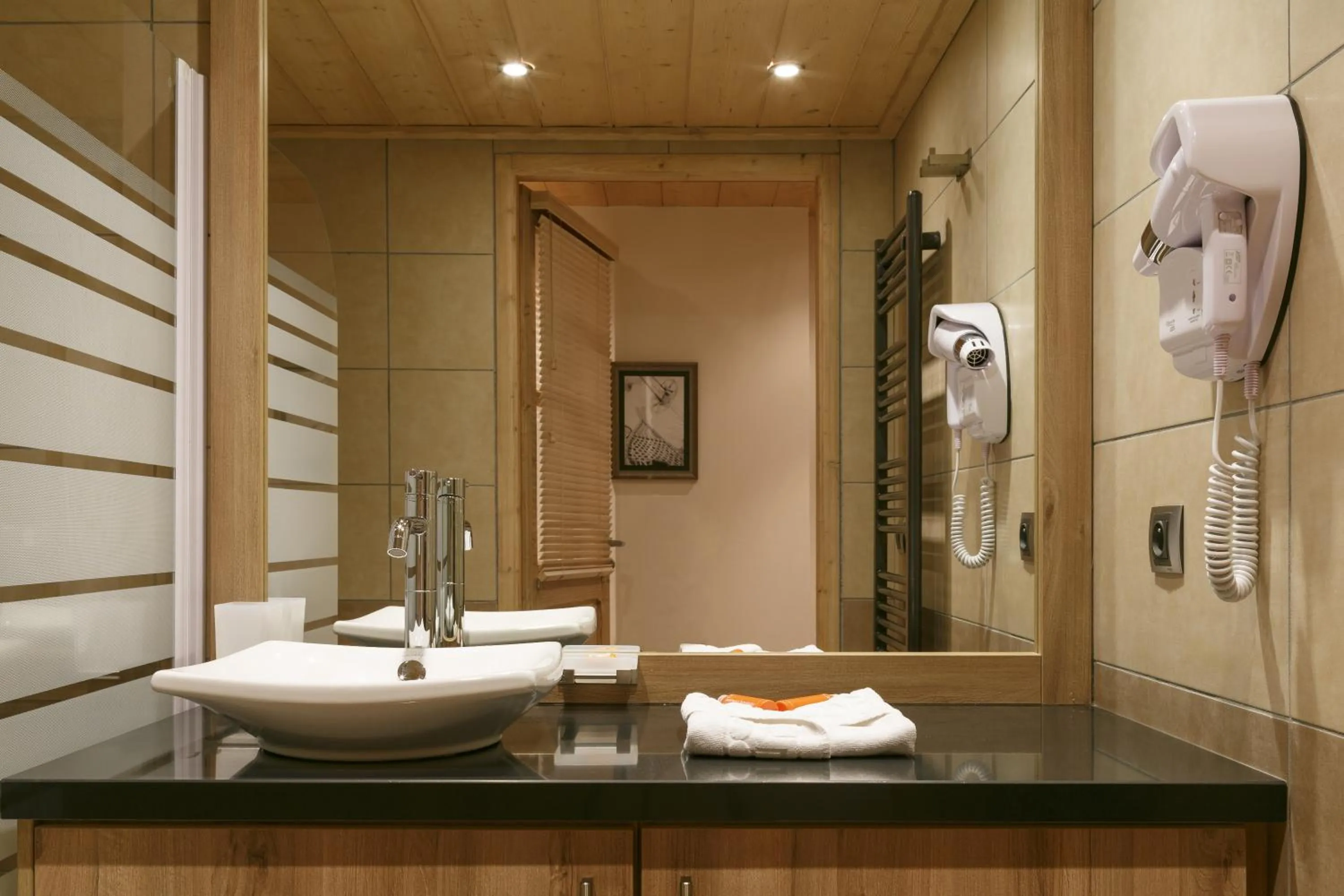 Bathroom in CGH Résidence Boutique Le Napoléon