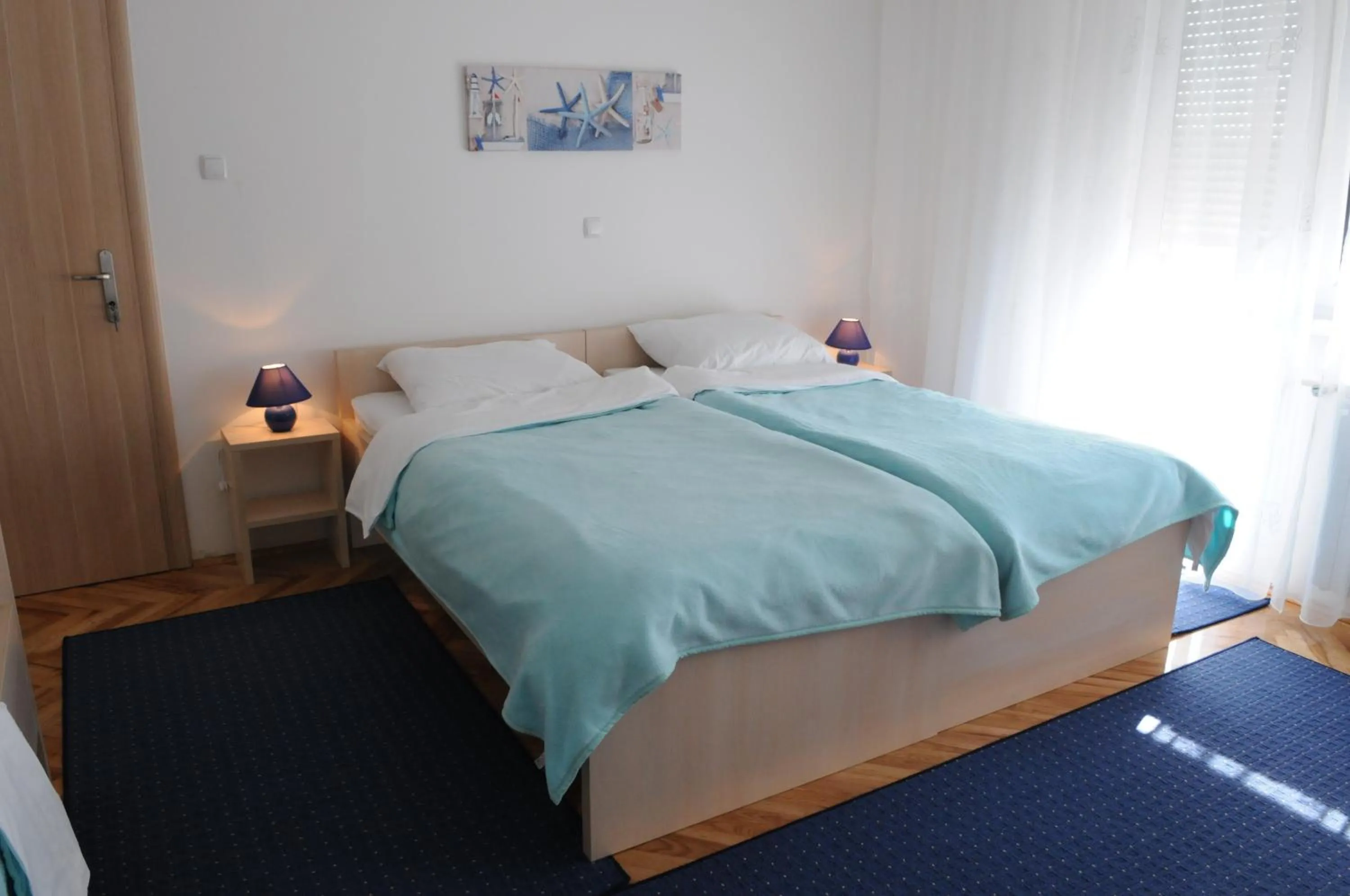 Bed in Rooms Stella
