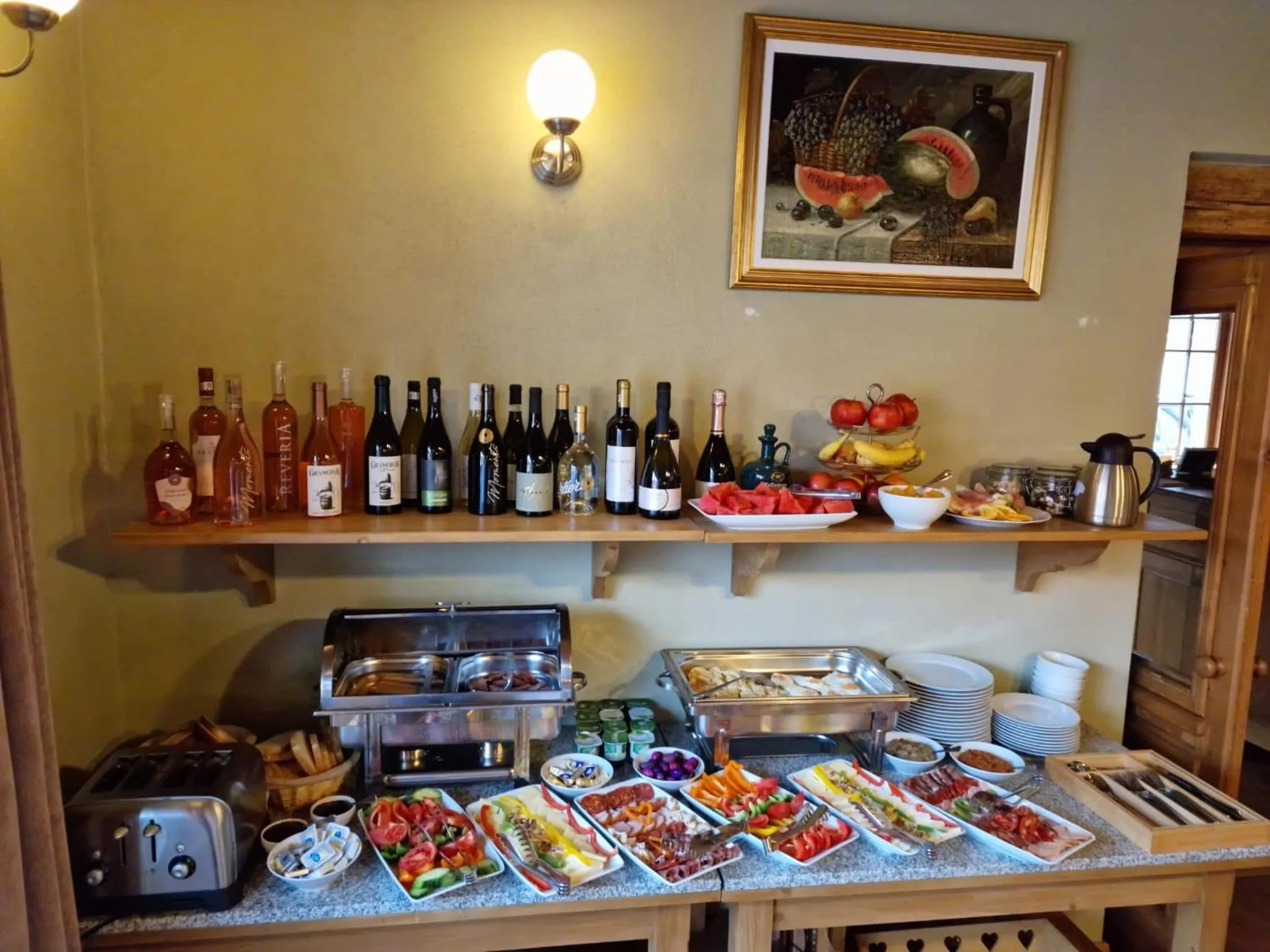 Buffet breakfast in Pensiunea Tohanu Vechi