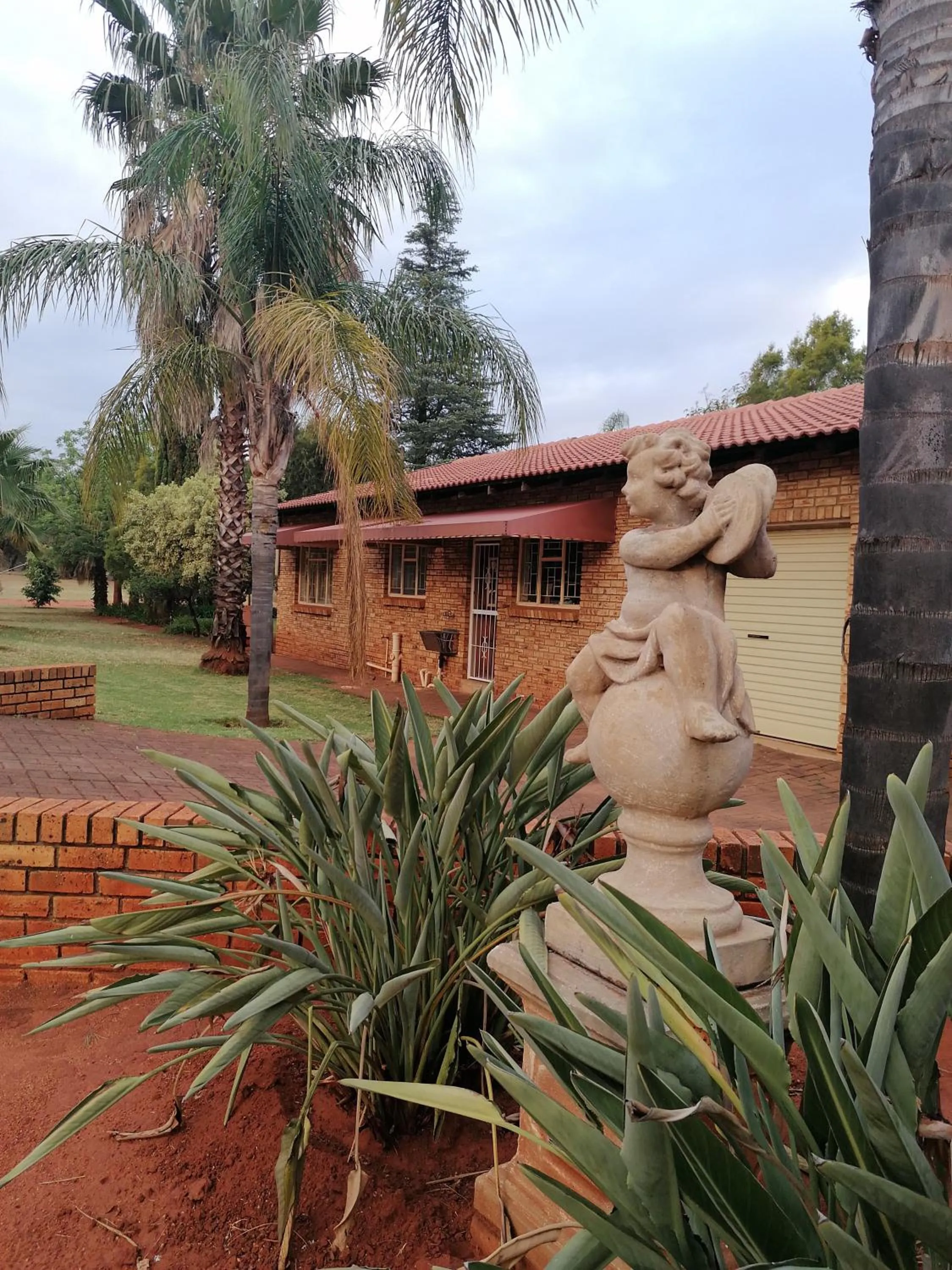 Traditional Chalet - single occupancy in Kettle Guest Lodge Rustenburg