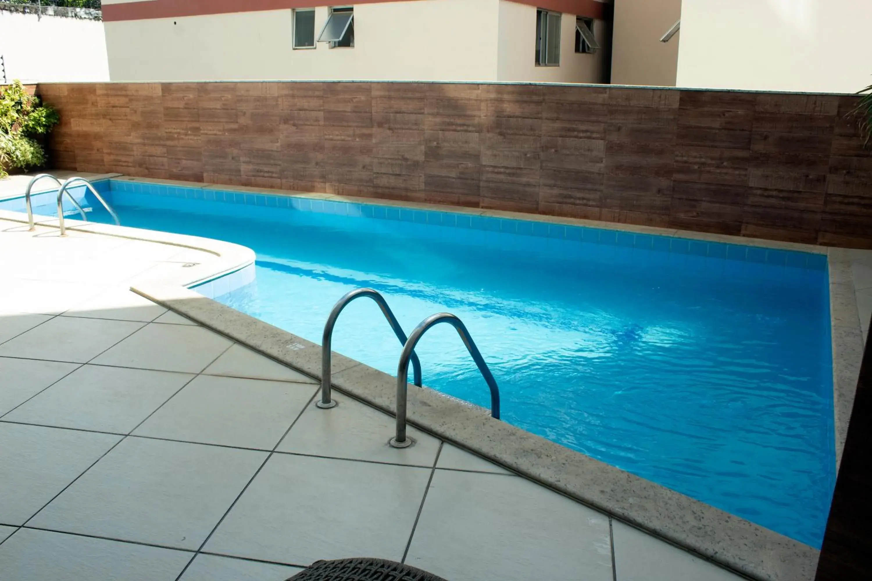 Swimming pool in San Diego Suítes Governador Valadares Swimming pool in San Diego Suítes Governador Valadares