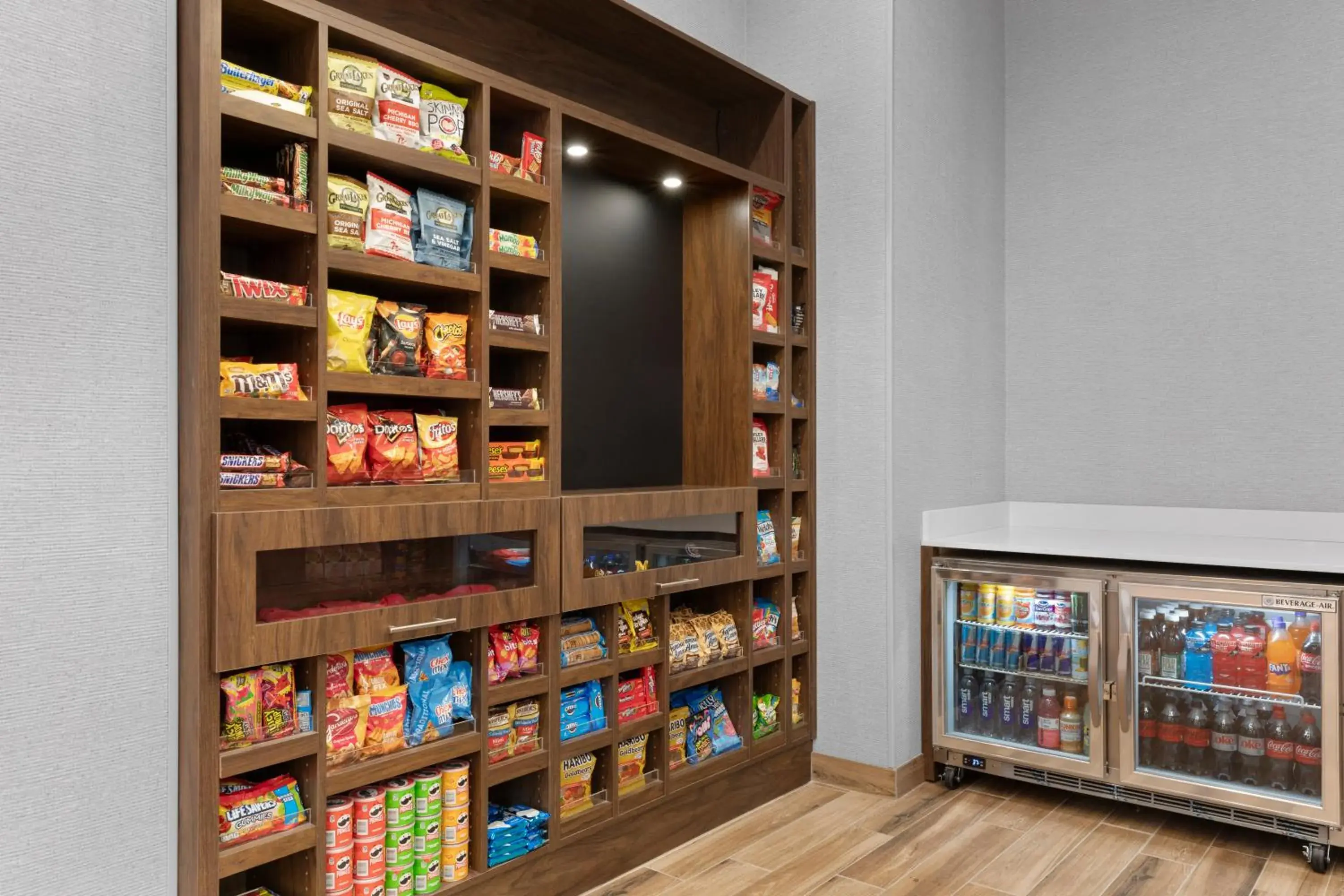 Food and drinks in Hampton Inn Saline Food and drinks in Hampton Inn Saline