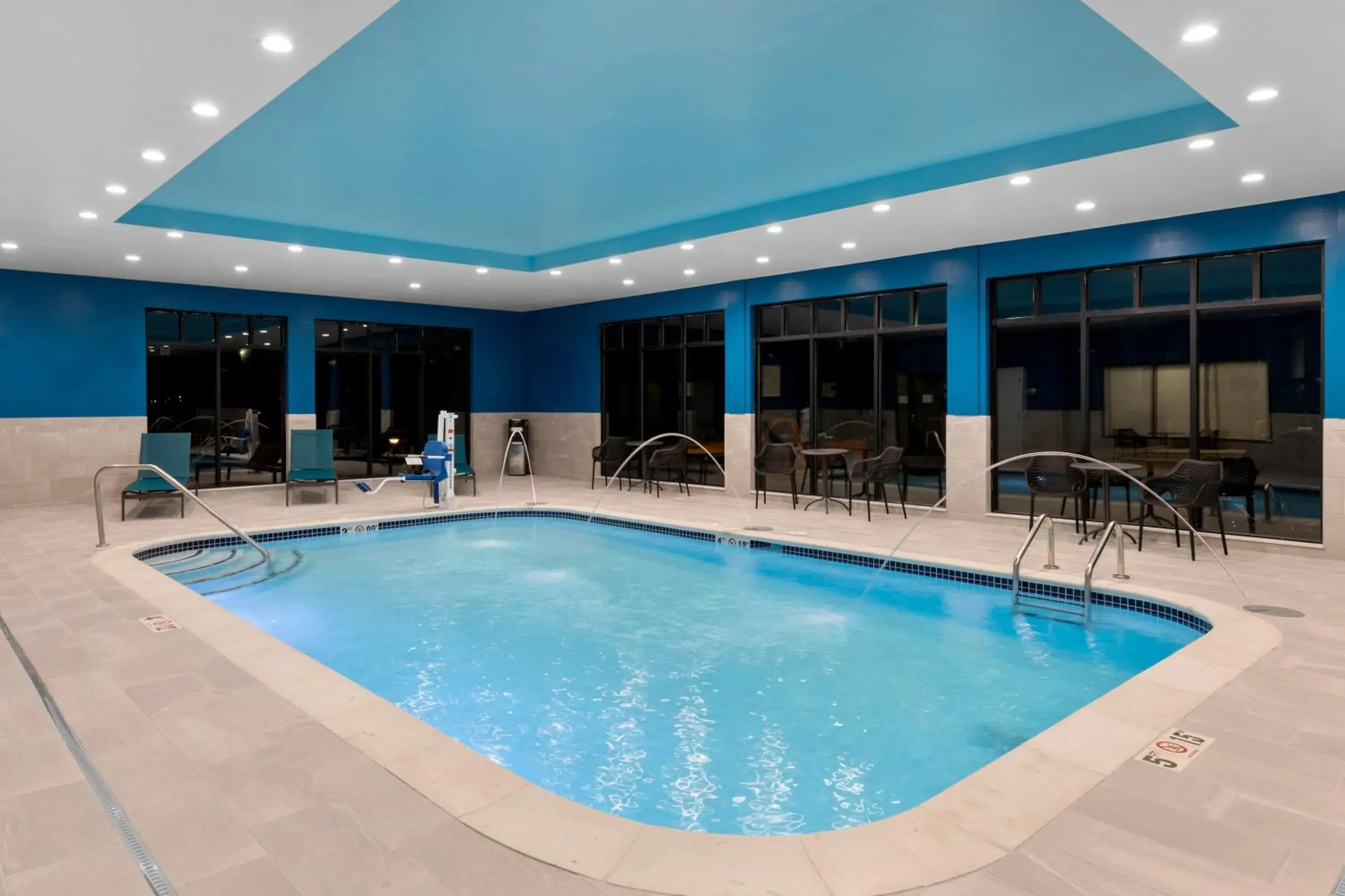 Pool view in Hampton Inn Saline Pool view in Hampton Inn Saline