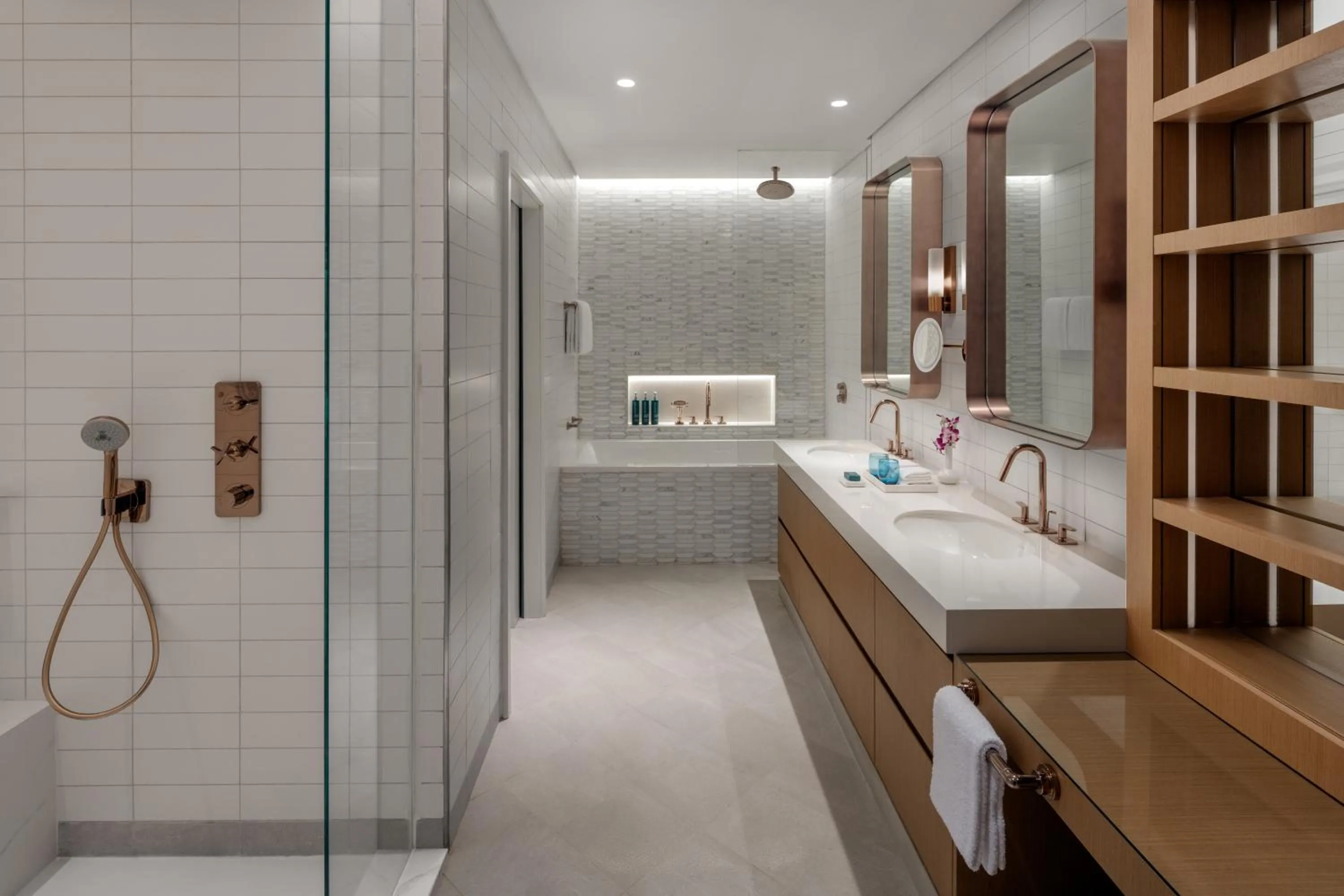 Bathroom in Hilton Dubai Creek Hotel & Residences