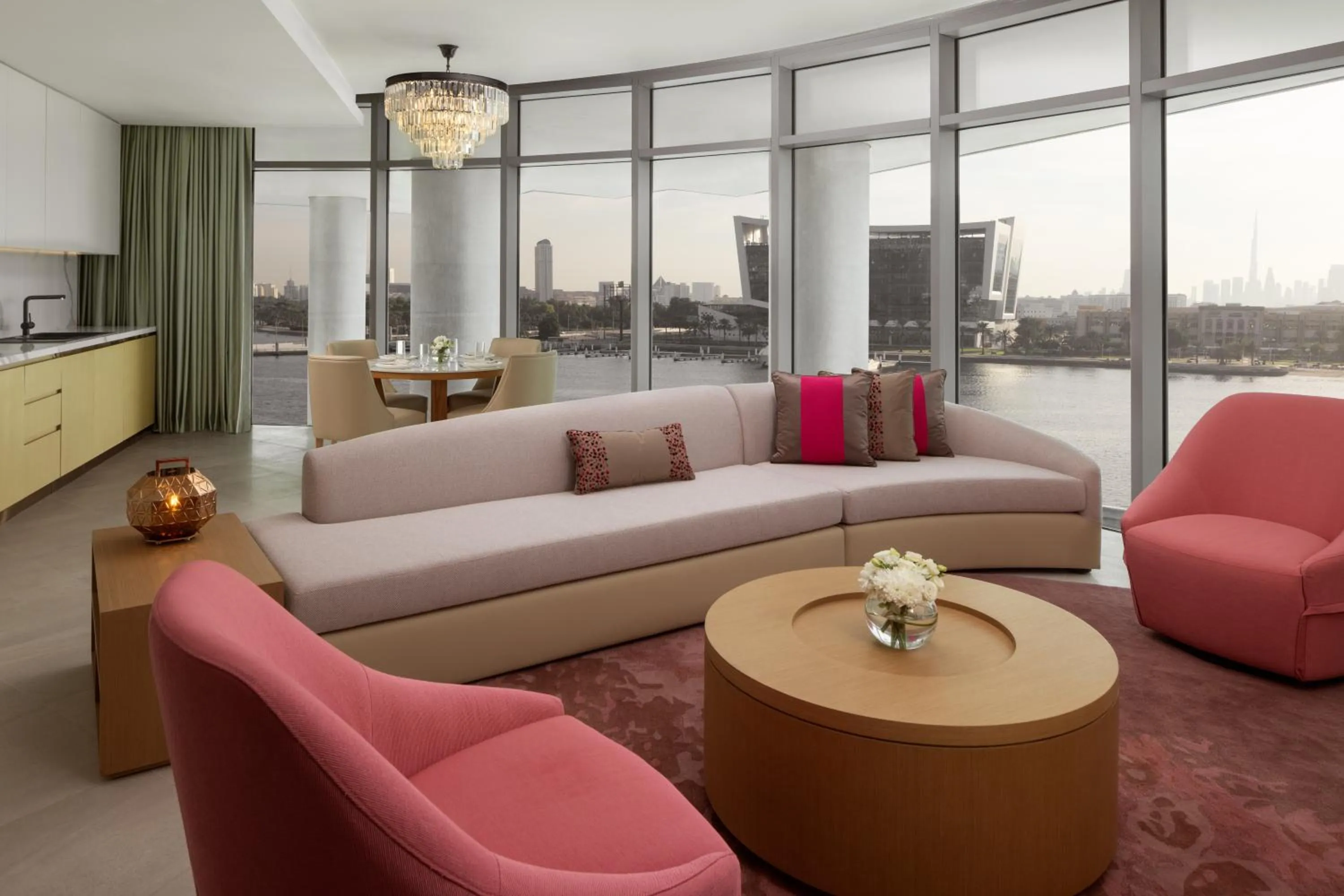 Living room in Hilton Dubai Creek Hotel & Residences
