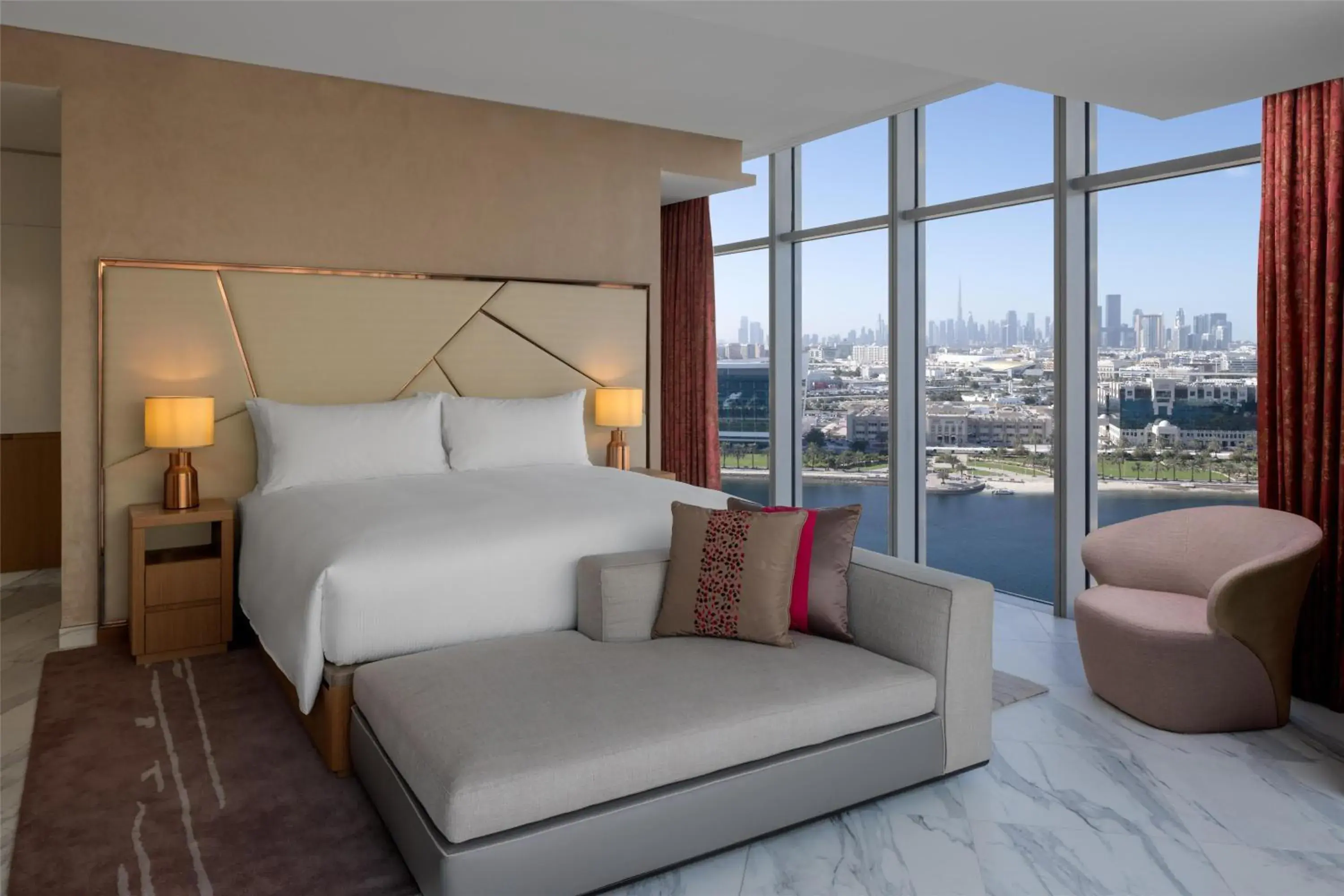 Bed in Hilton Dubai Creek Hotel & Residences Bed in Hilton Dubai Creek Hotel & Residences