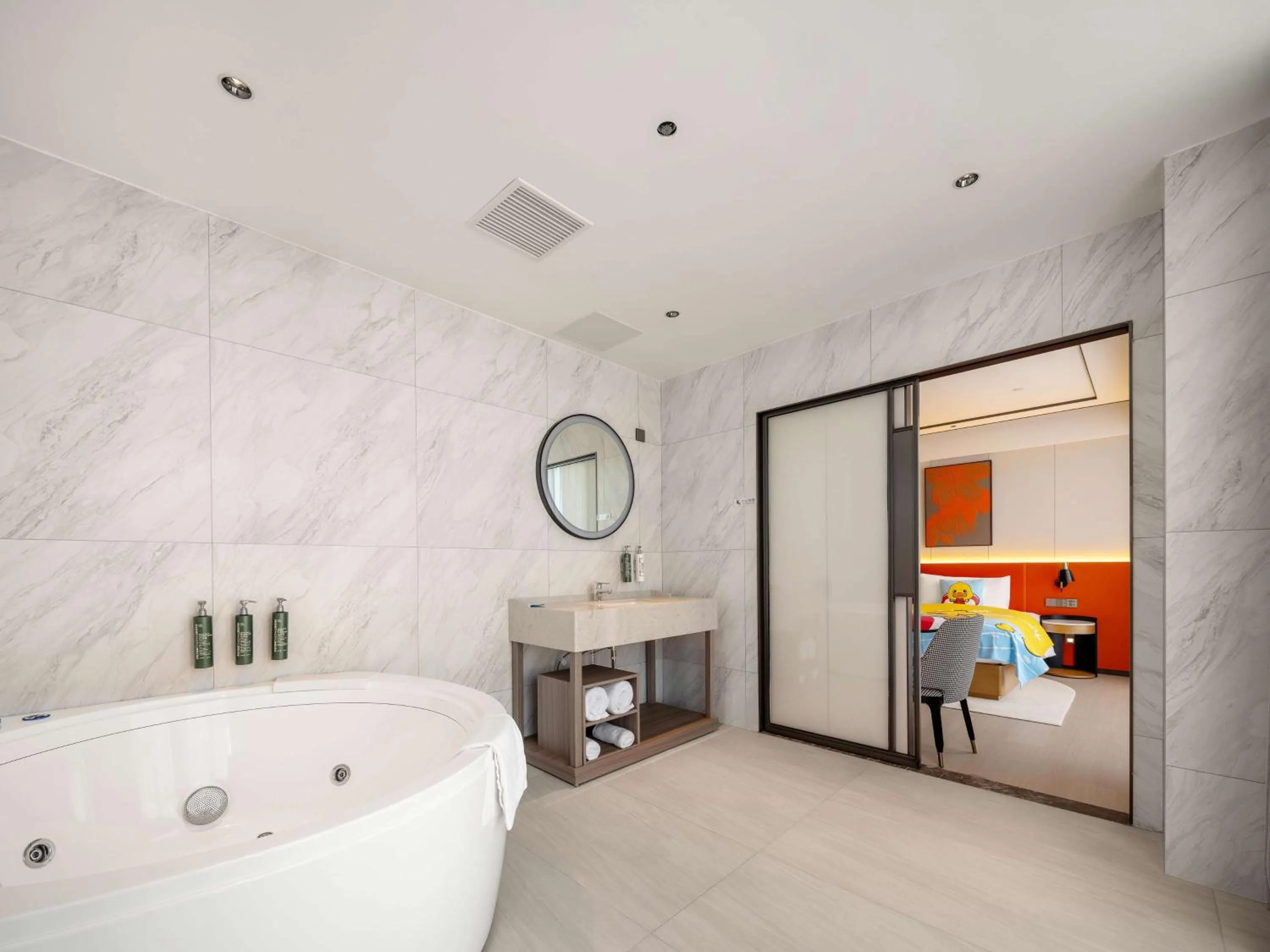 Bathroom in Hilton Garden Inn Jiangmen Xinhui