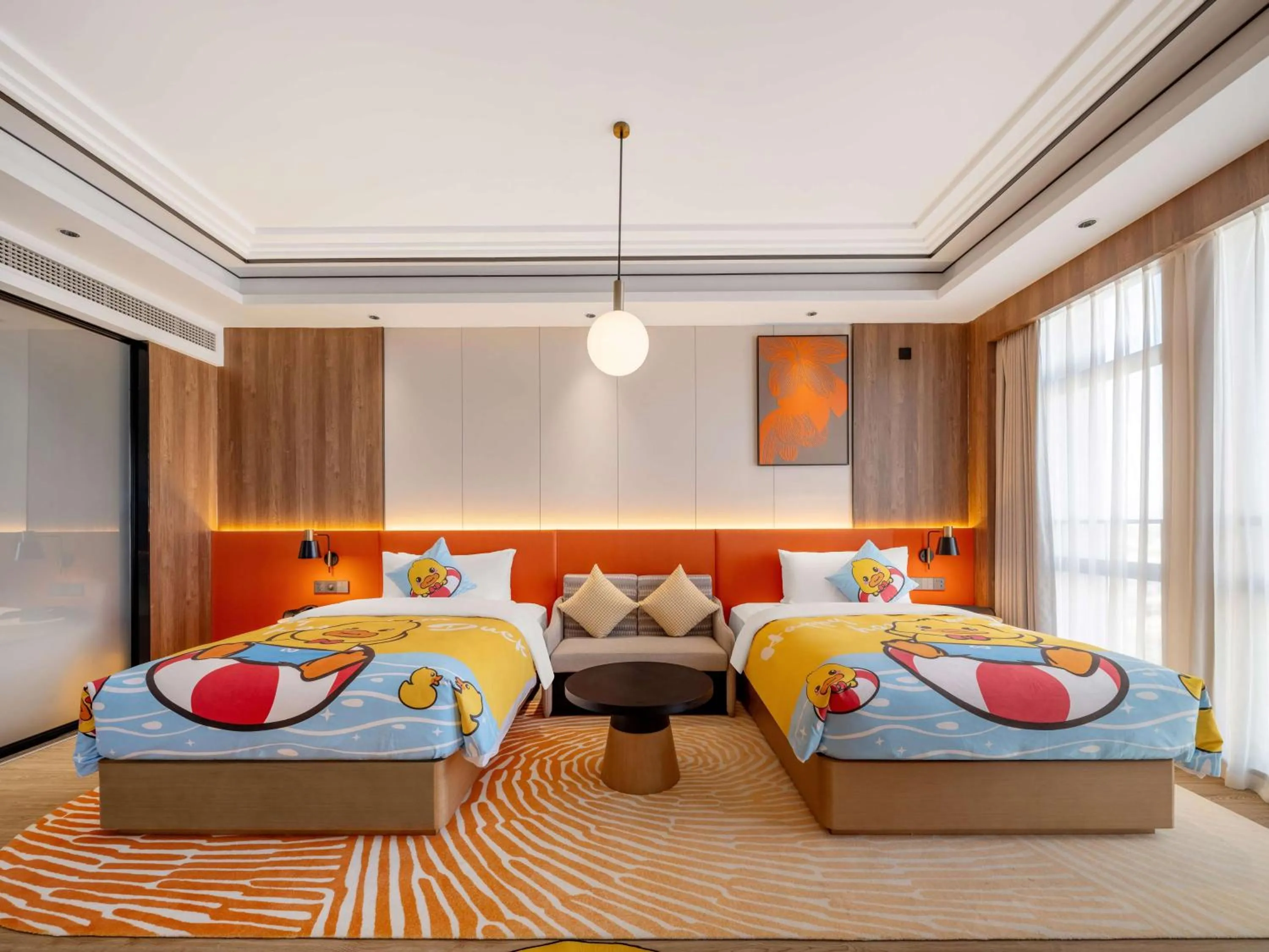 Living room, Bed in Hilton Garden Inn Jiangmen Xinhui