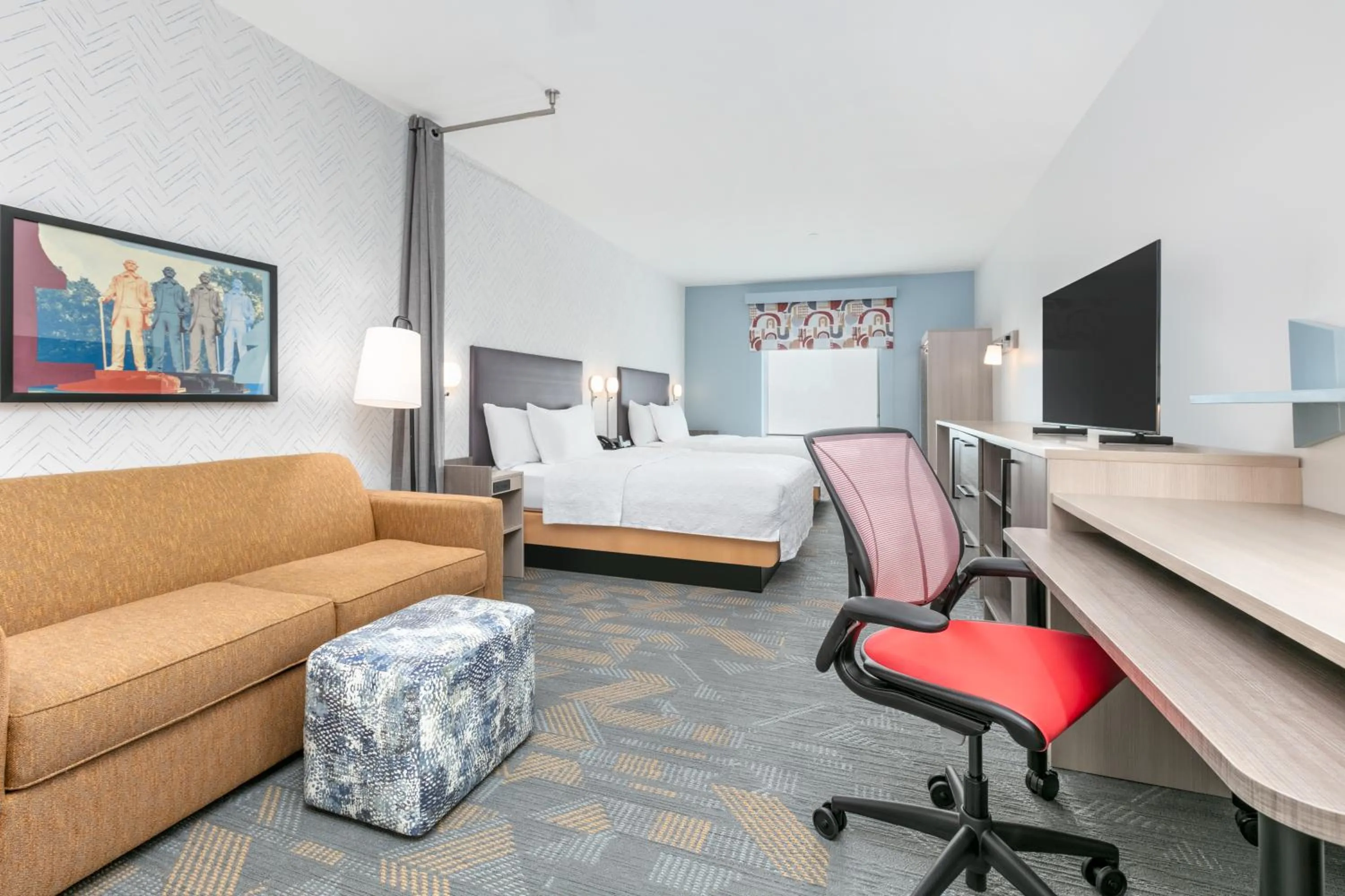 Bed in Home2 Suites By Hilton Huntsville, Tx