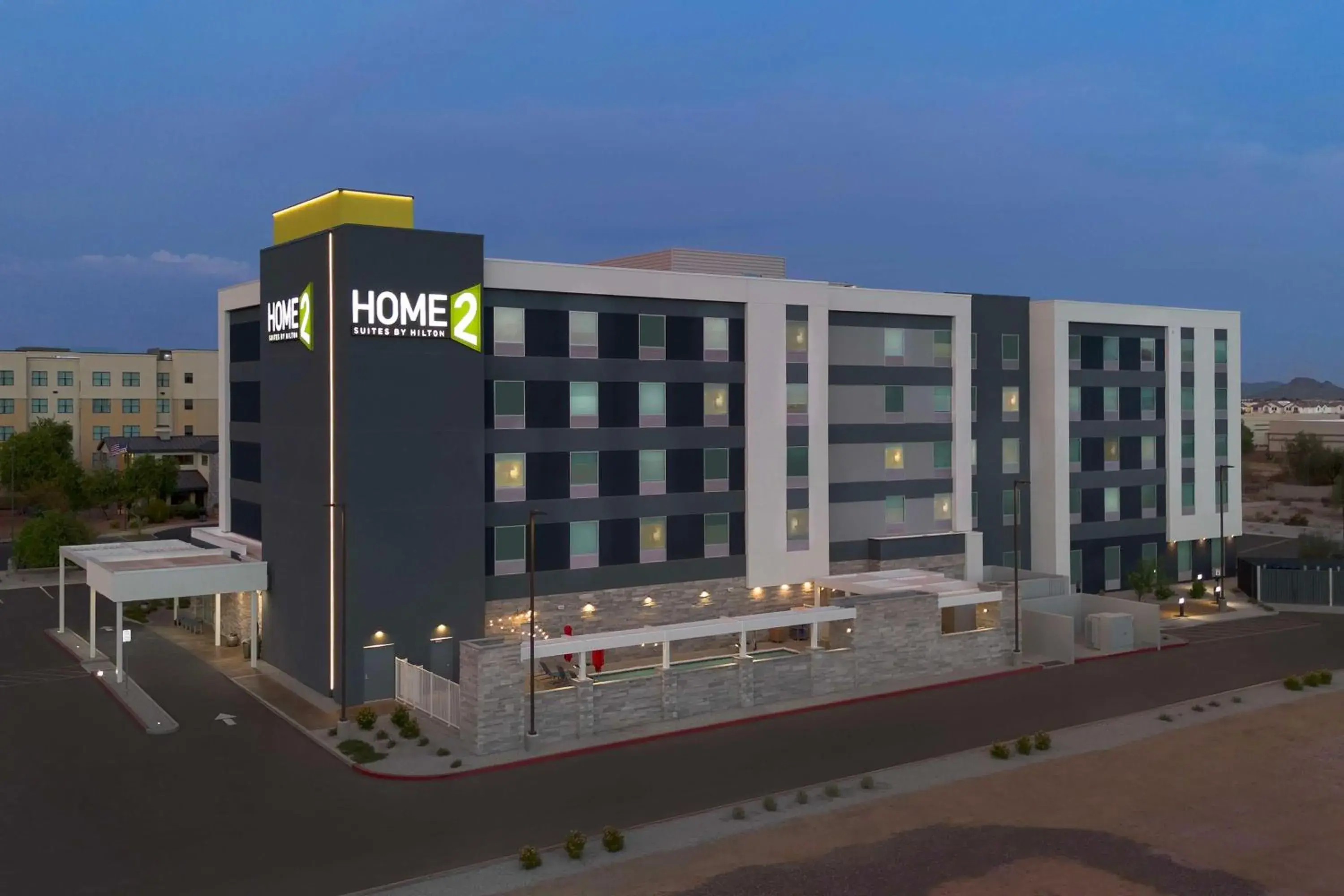 Property building in Home2 Suites By Hilton Phoenix North Happy Valley Property building in Home2 Suites By Hilton Phoenix North Happy Valley
