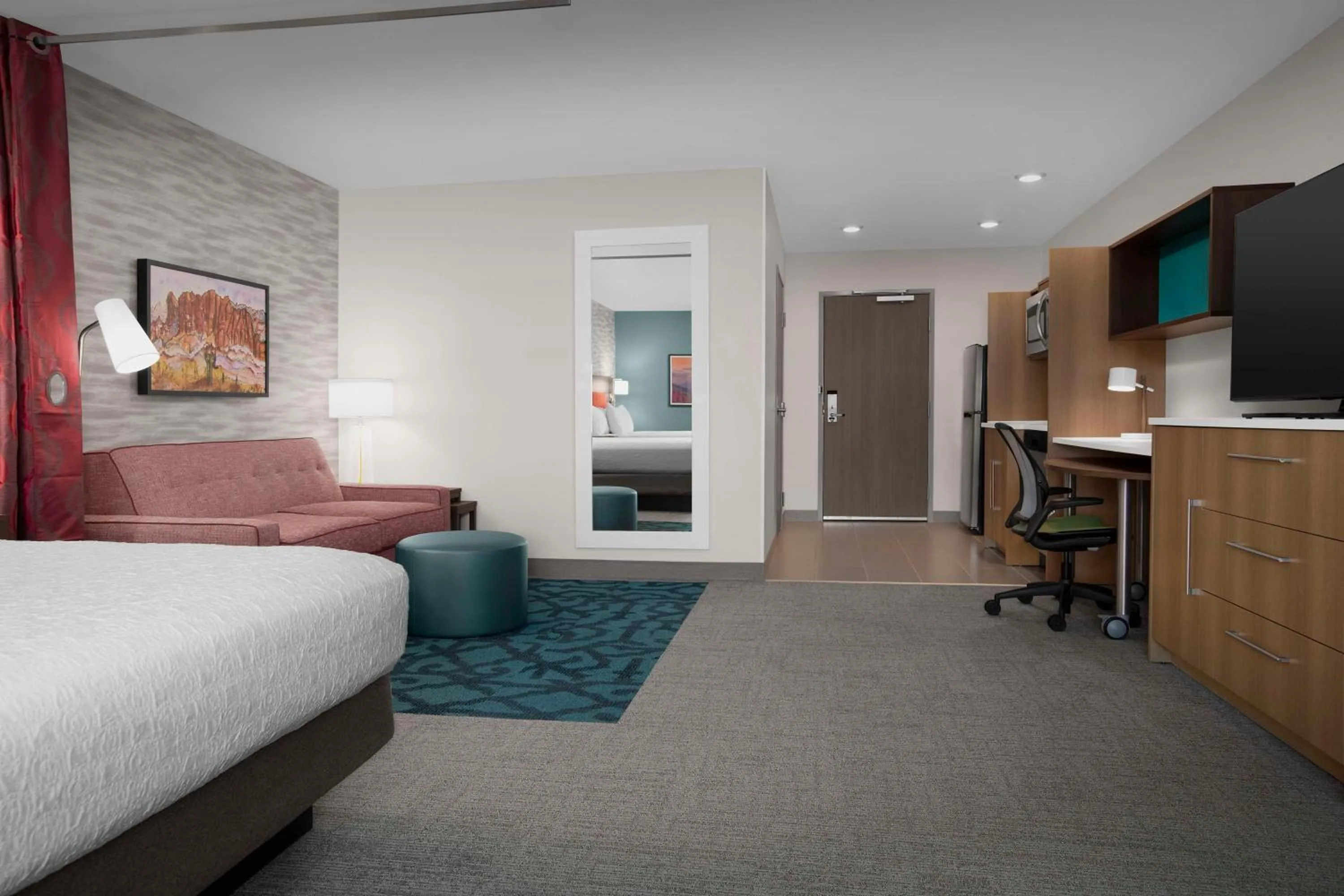 Living room, Bed in Home2 Suites By Hilton Phoenix North Happy Valley