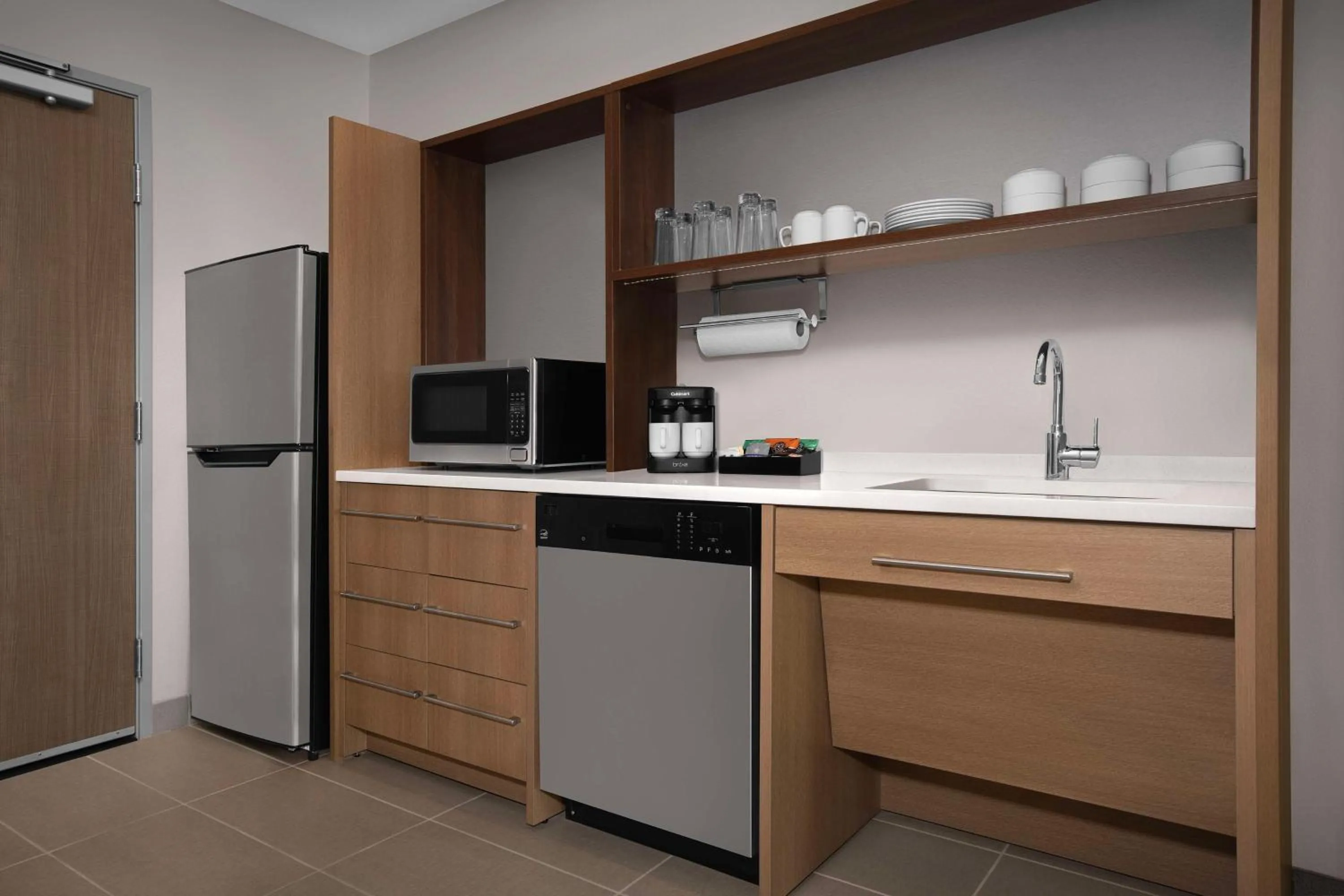 Kitchen or kitchenette in Home2 Suites By Hilton Phoenix North Happy Valley