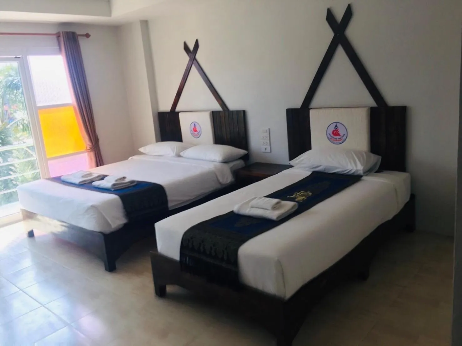 Bed in Saensukkho Hotel & Resort