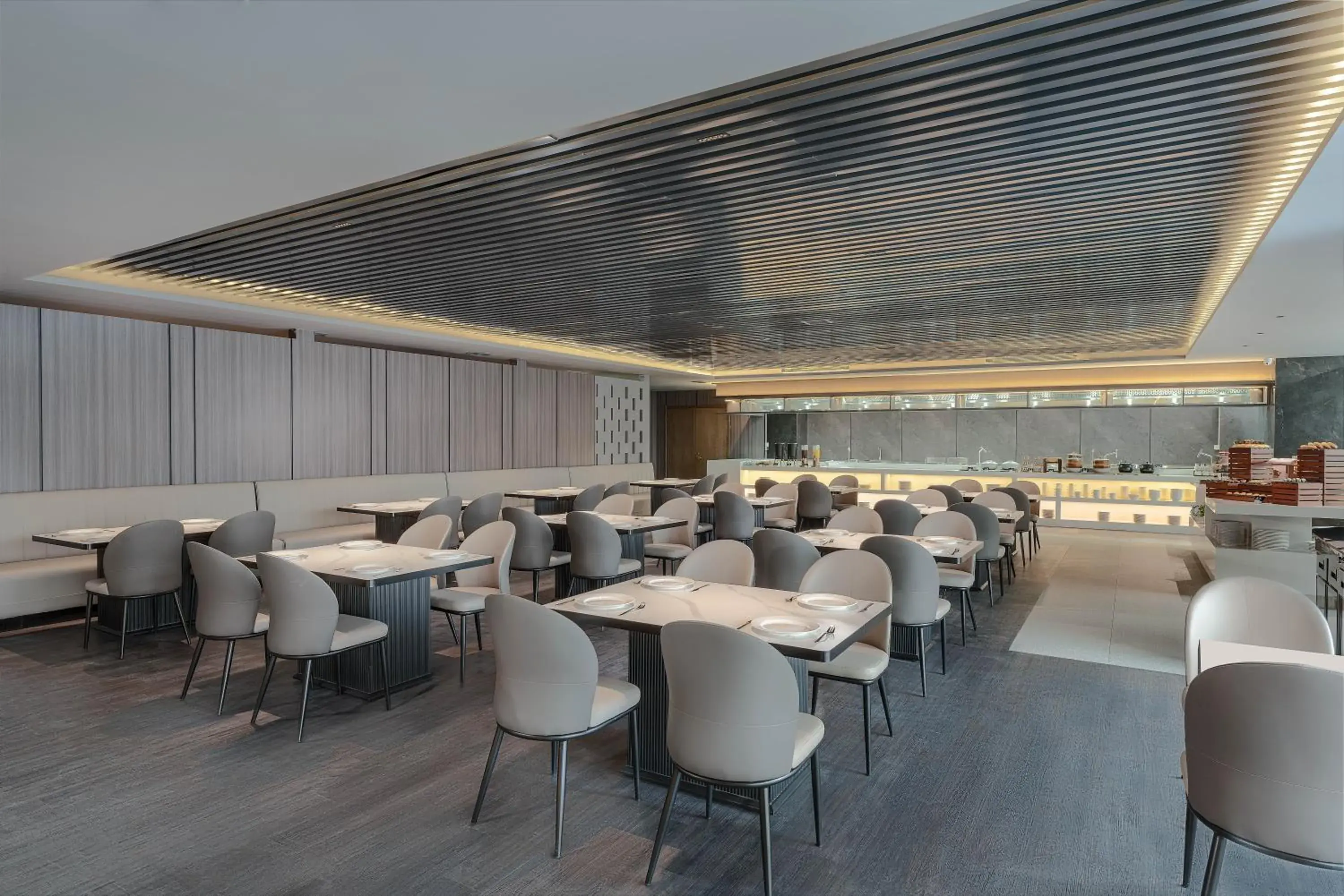 Restaurant/places to eat in Holiday Inn Express Lanzhou Downtown by IHG Restaurant/places to eat in Holiday Inn Express Lanzhou Downtown by IHG