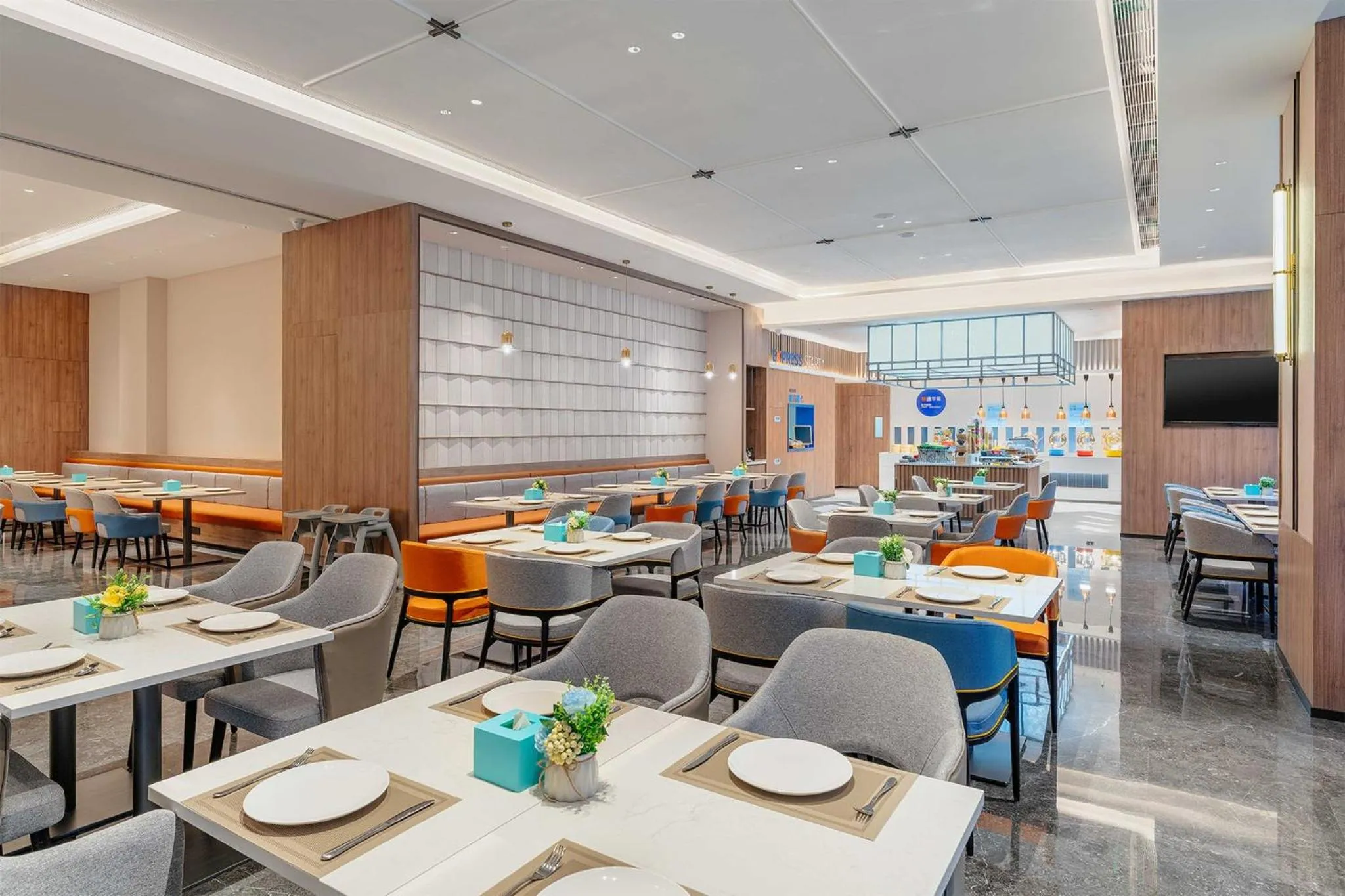 Restaurant/places to eat in Holiday Inn Express Xi'an Daxing by IHG