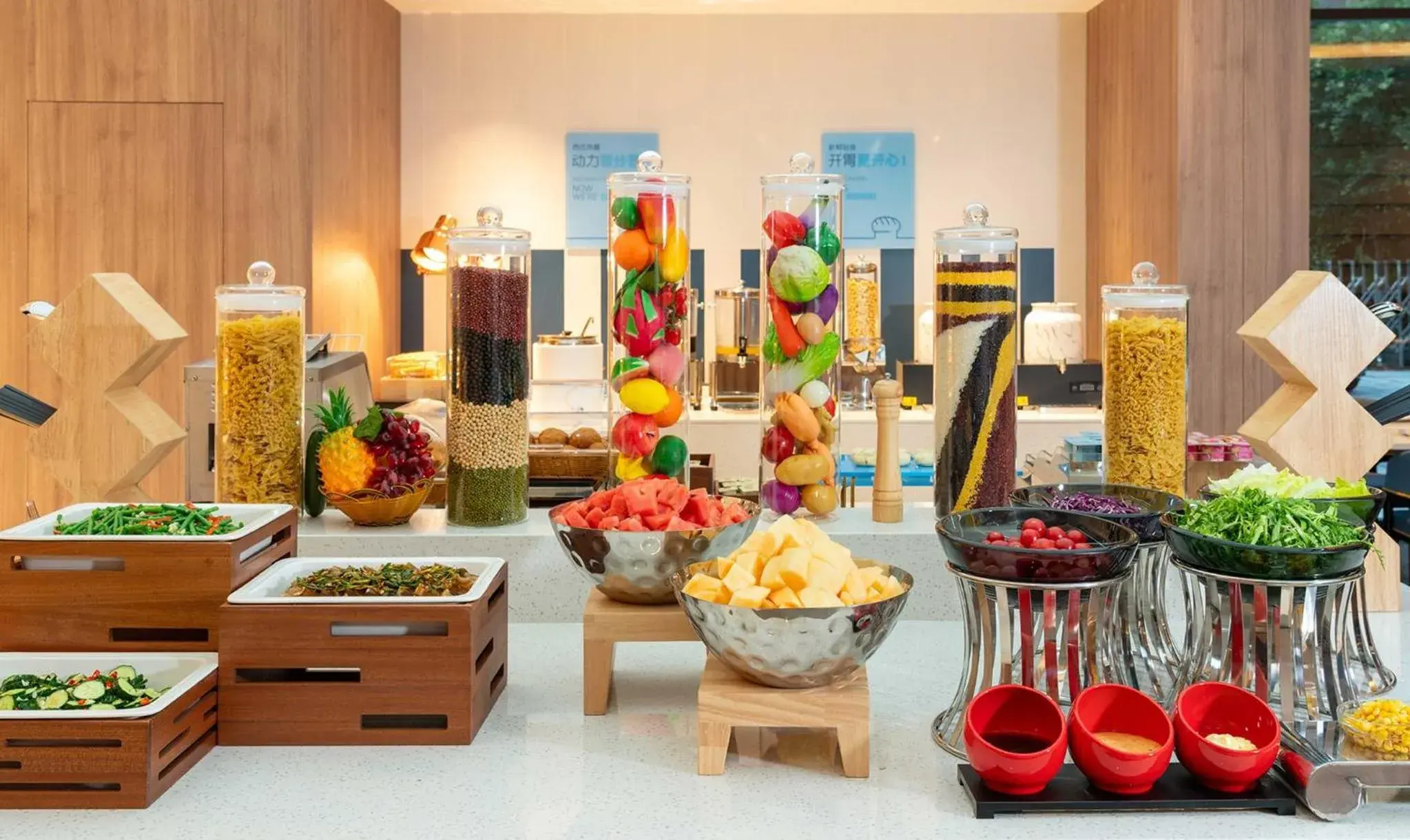 Breakfast in Holiday Inn Express Xi'an Daxing by IHG Breakfast in Holiday Inn Express Xi'an Daxing by IHG