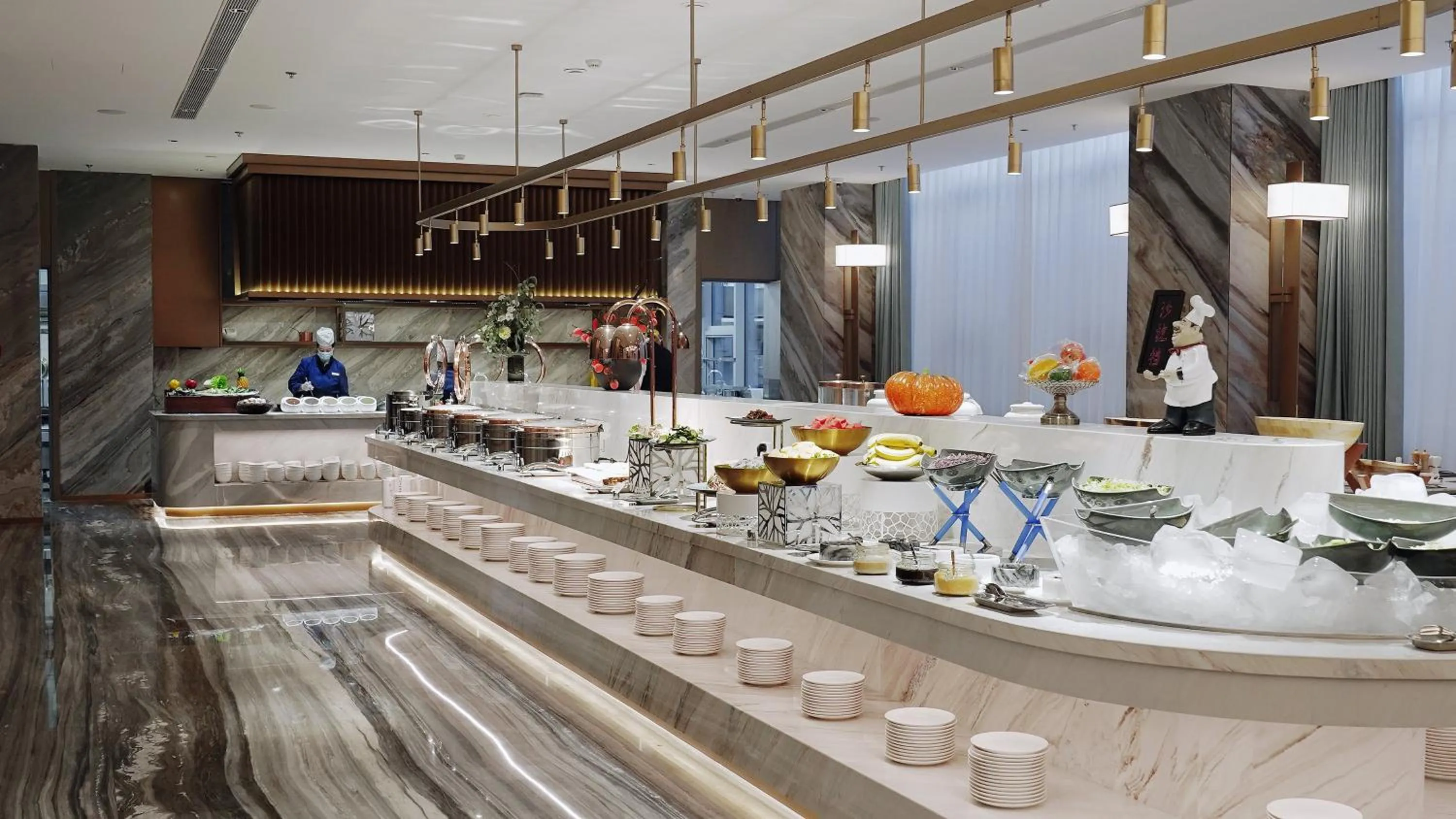 Restaurant/places to eat in voco Xi'an Qindu Legend by IHG