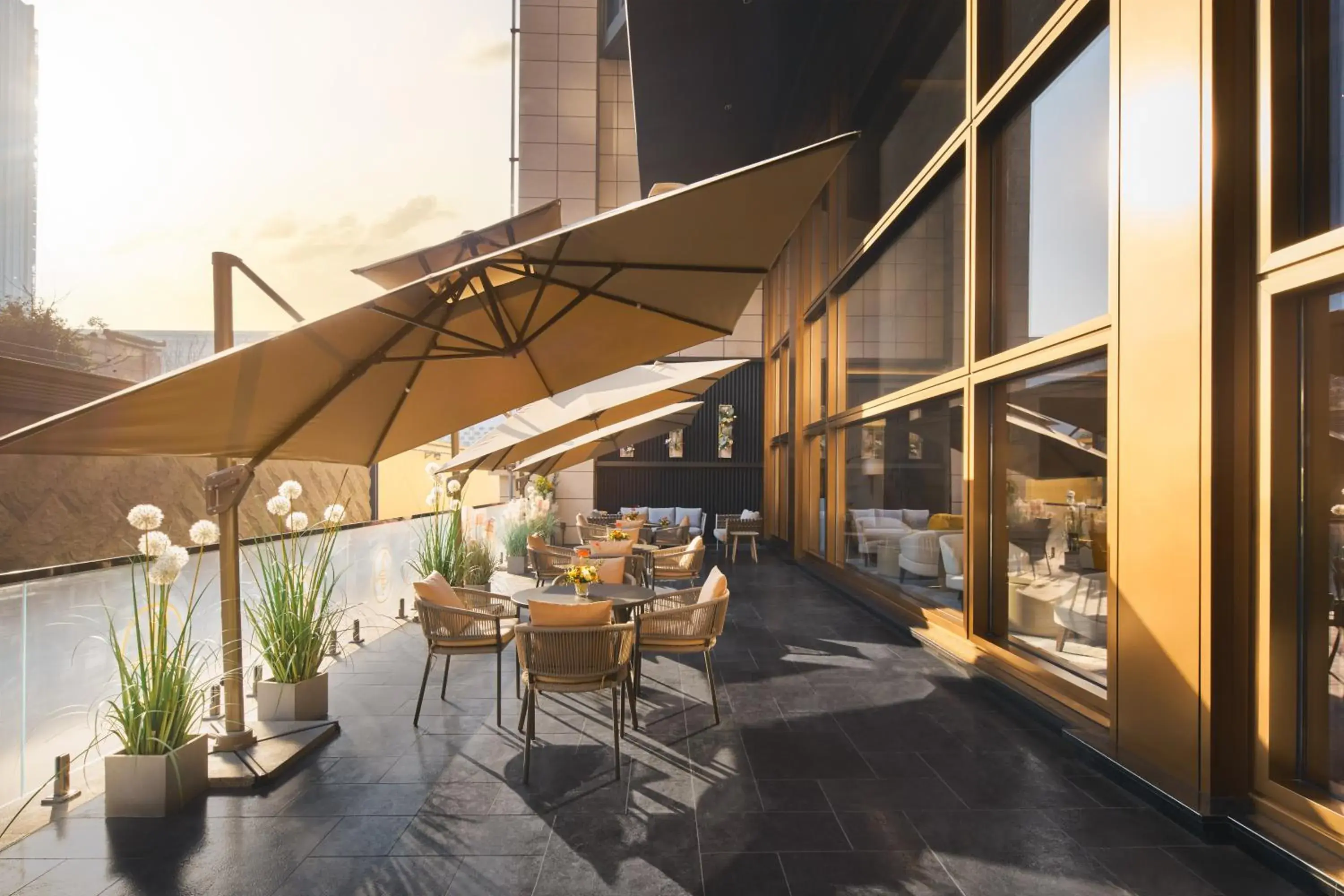 Lobby or reception in voco Xi'an Qindu Legend by IHG Lobby or reception in voco Xi'an Qindu Legend by IHG