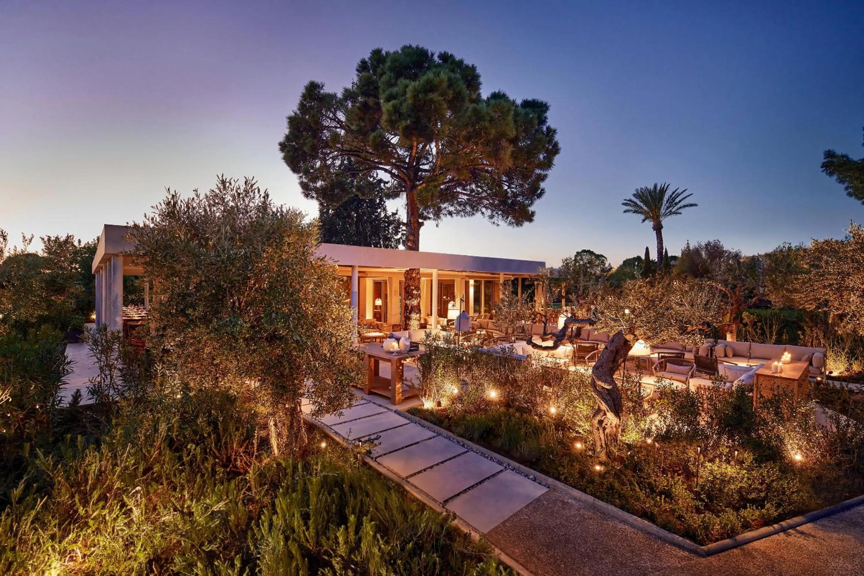 Restaurant/places to eat in Ikos Olivia