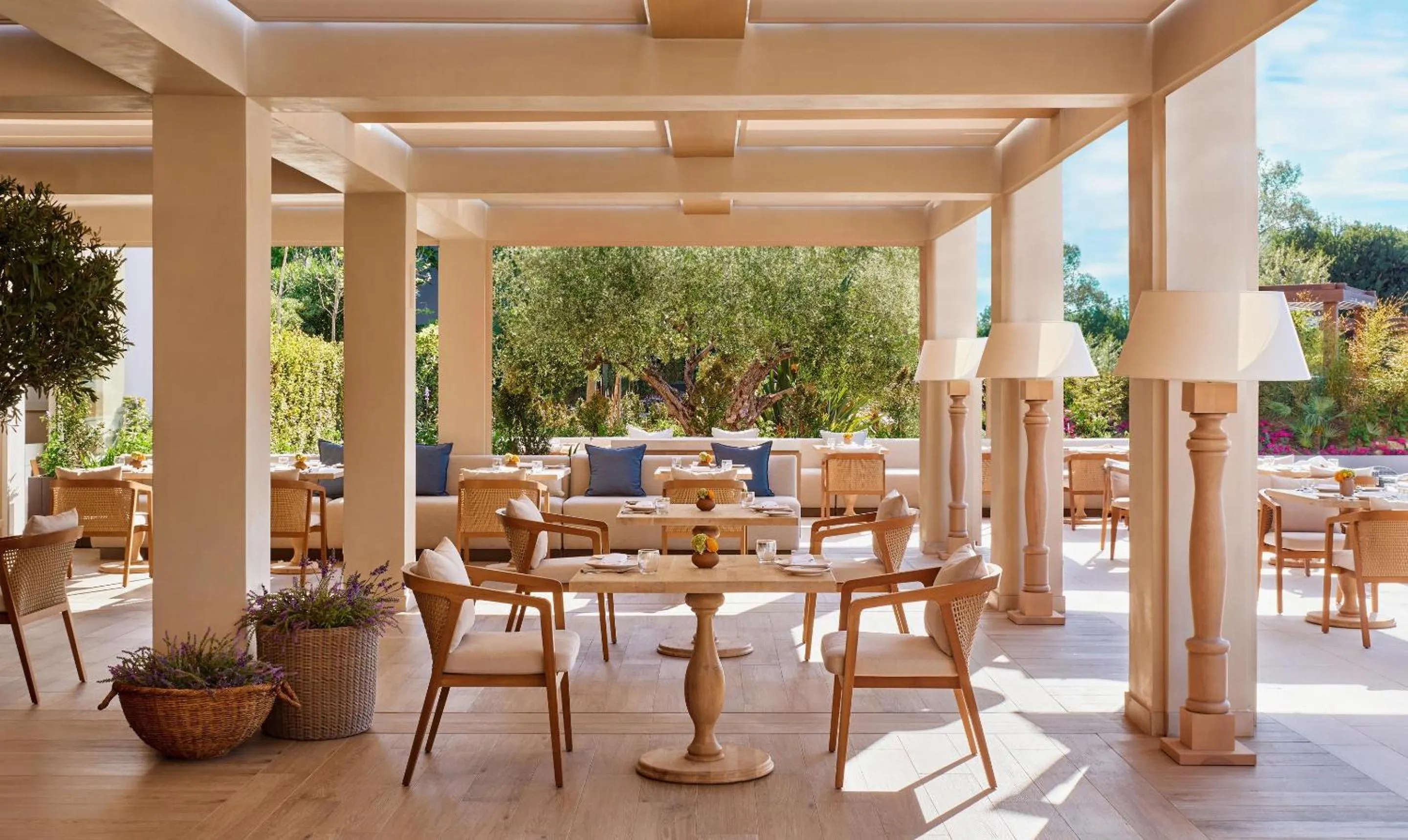 Restaurant/places to eat in Ikos Olivia