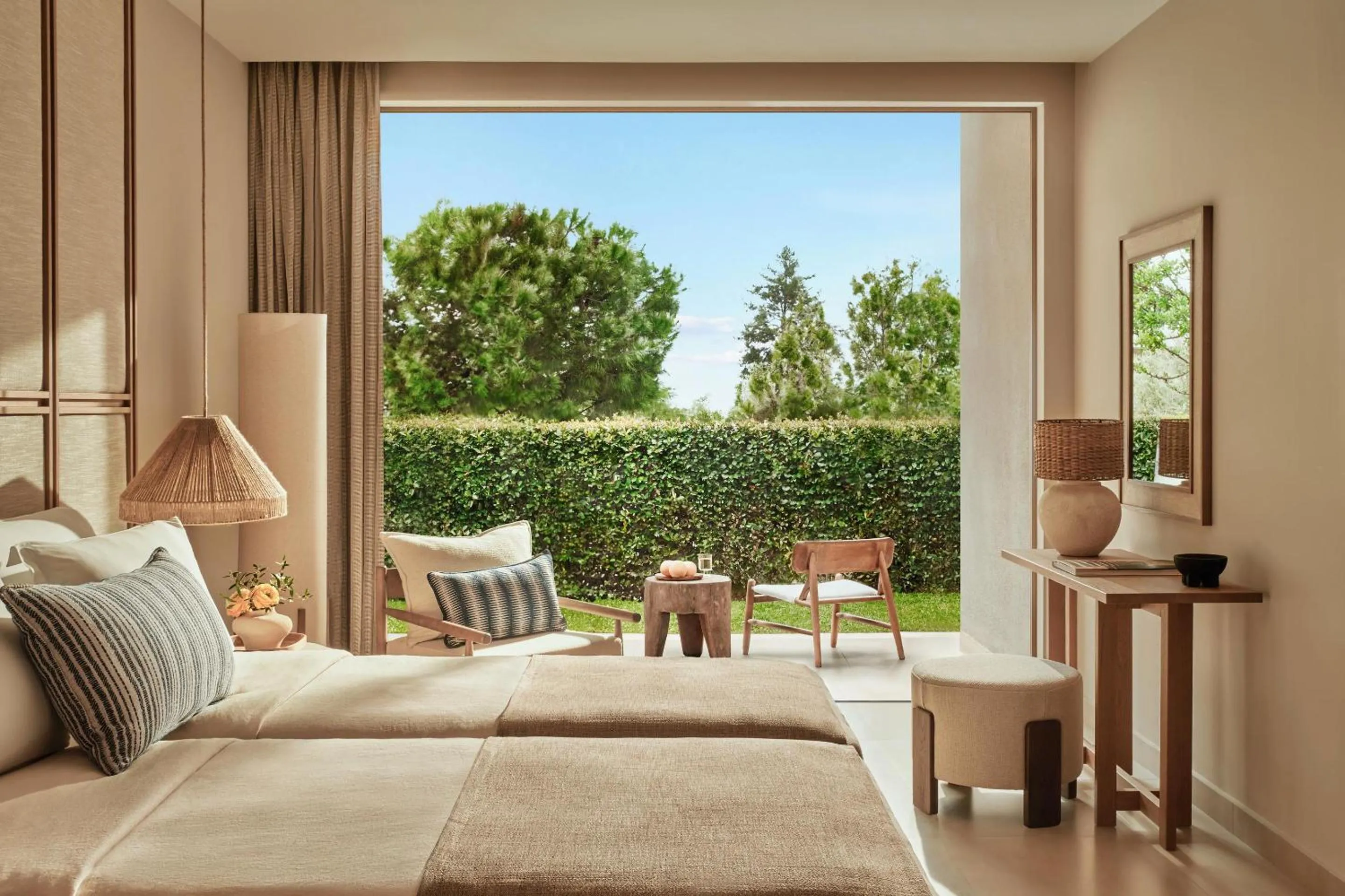 Photo of the whole room in Ikos Olivia