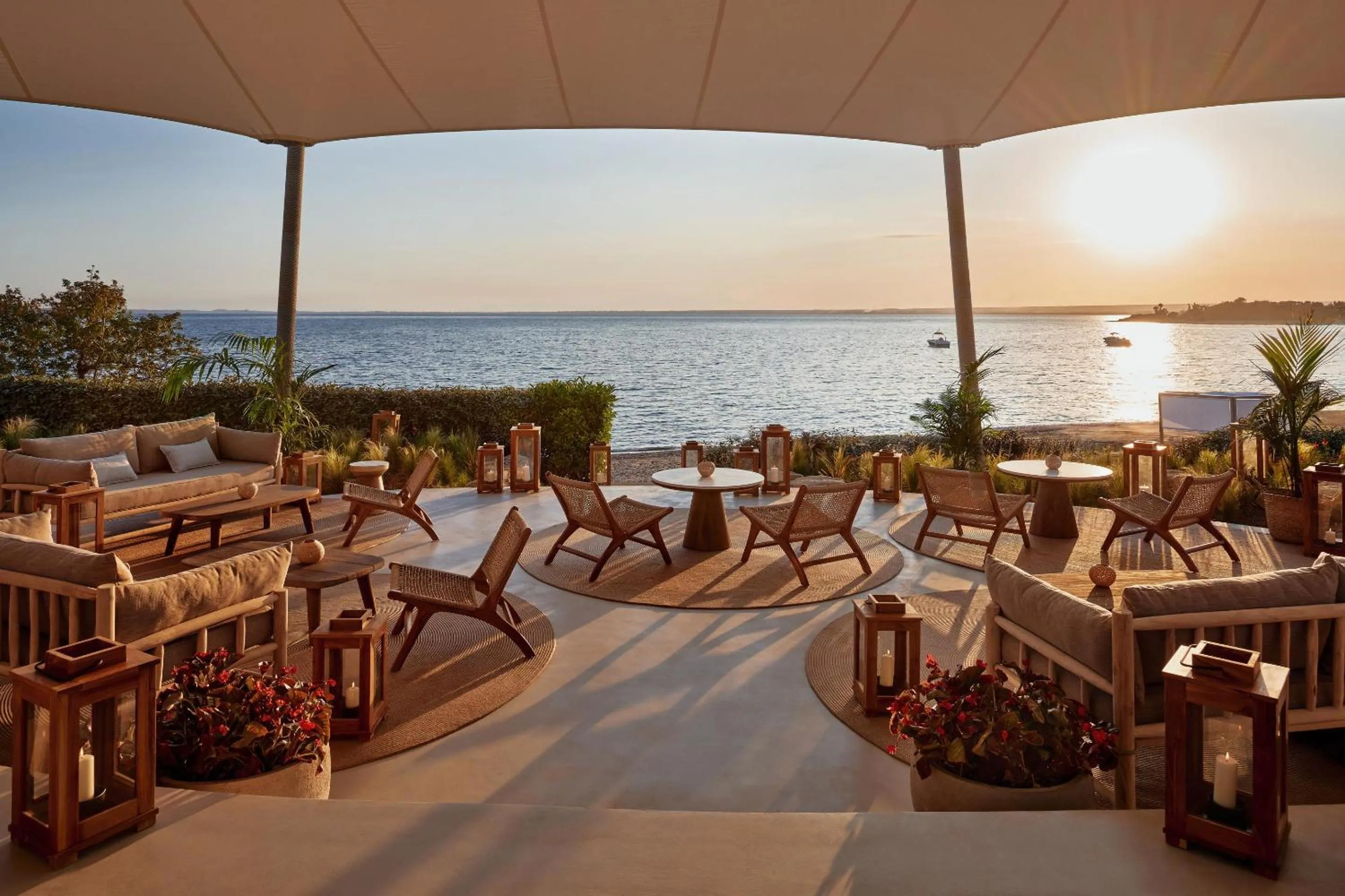 Lounge or bar in Ikos Olivia