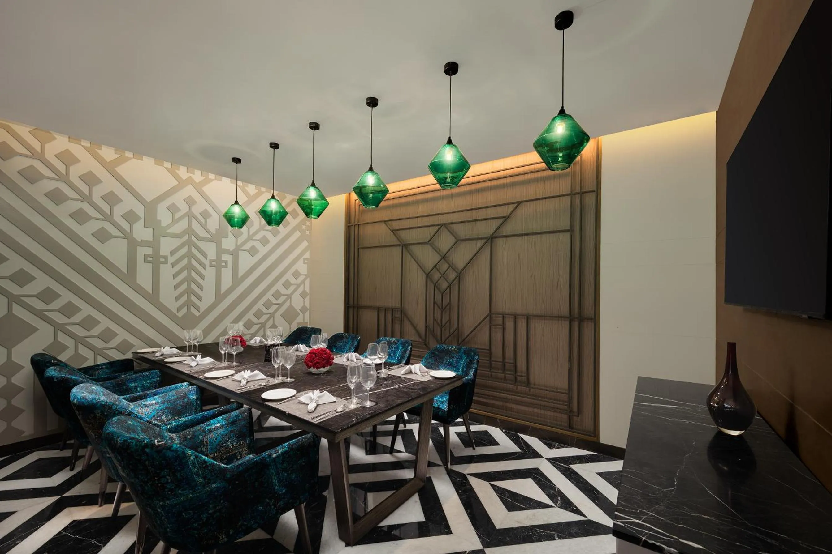Restaurant/places to eat in Fortune Park, East Delhi - Member ITC Hotels' Group