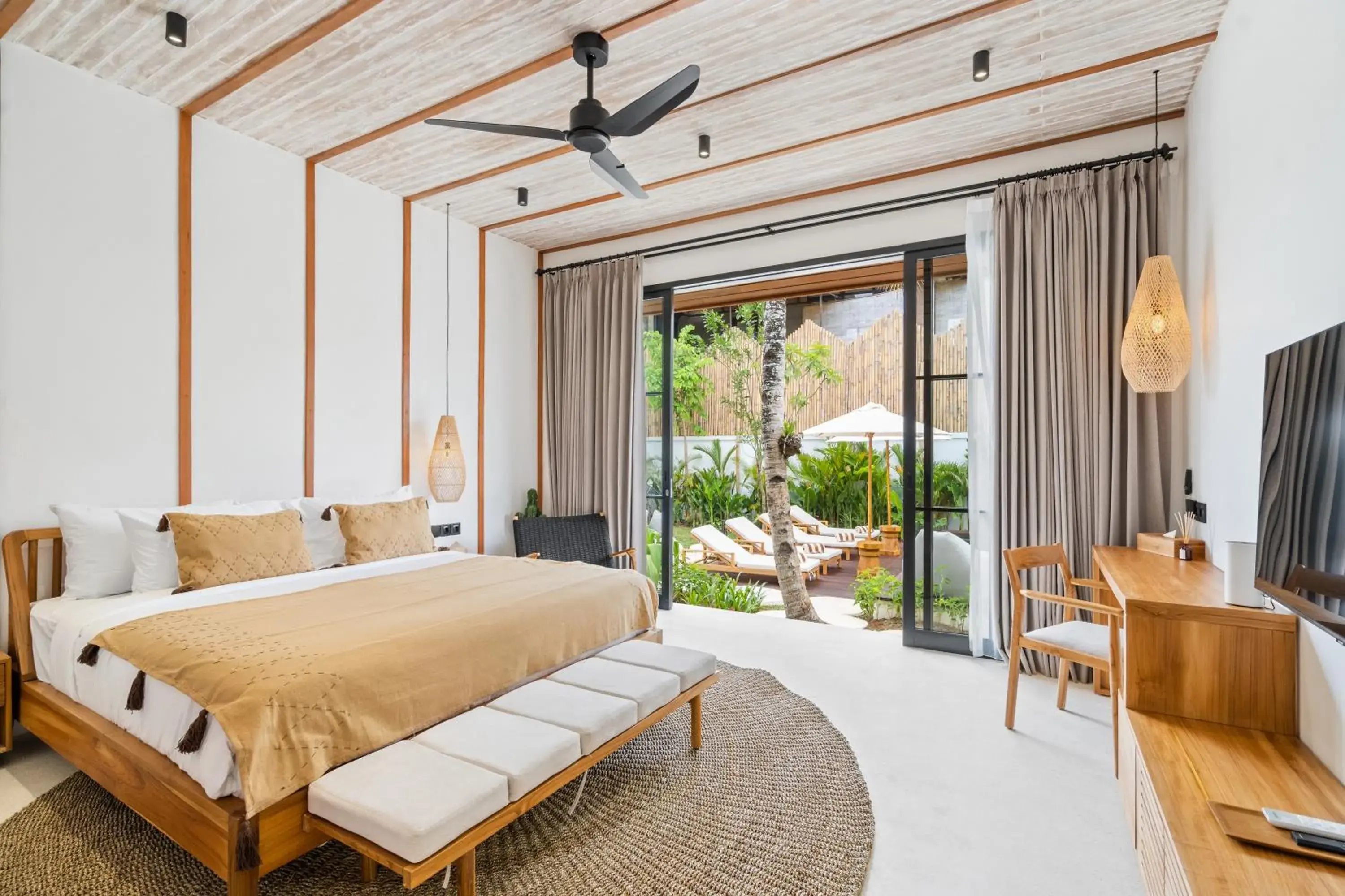 Bed in Alicante Villa Bed in Alicante Villa