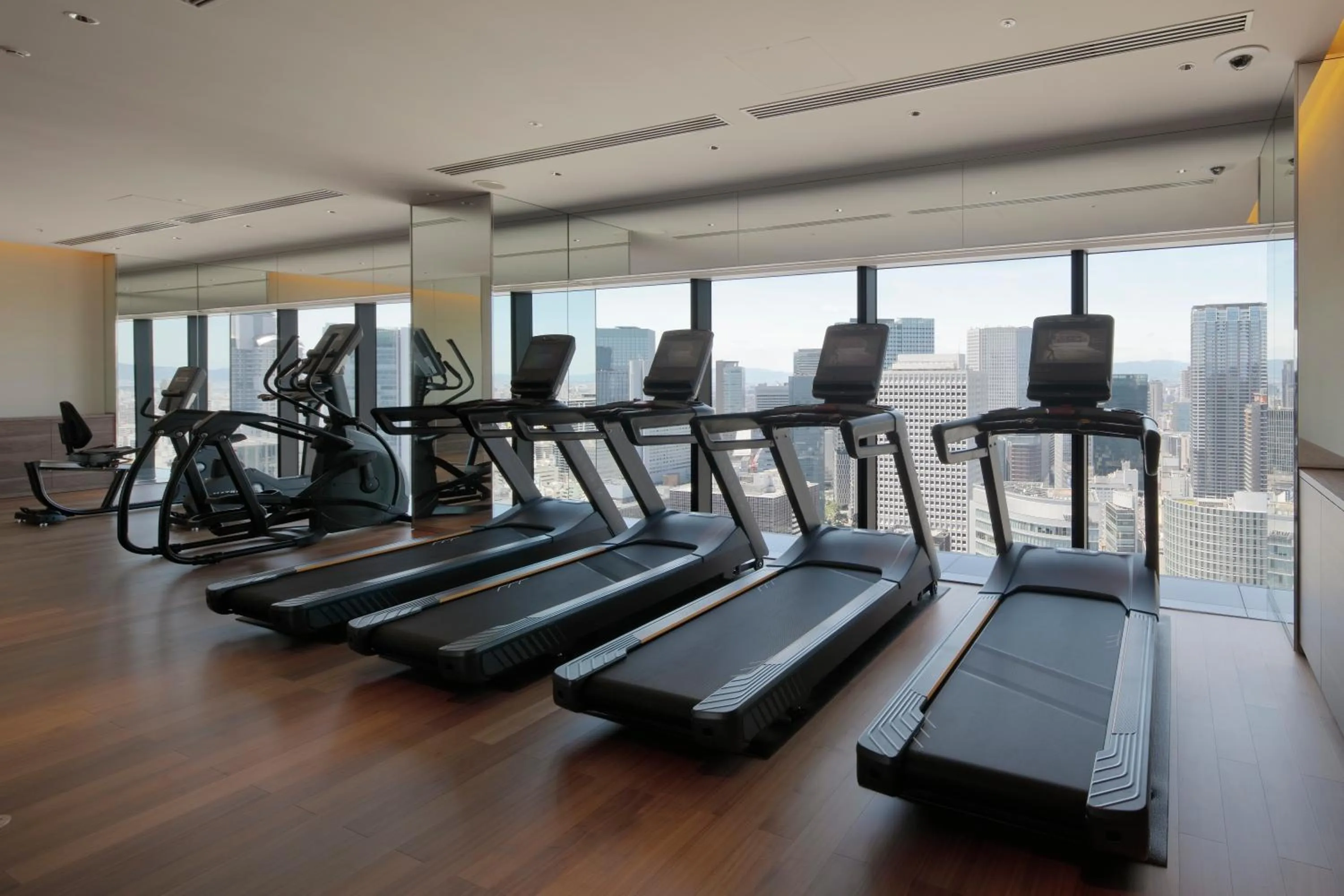 Fitness centre/facilities in Candeo Hotels Osaka The Tower