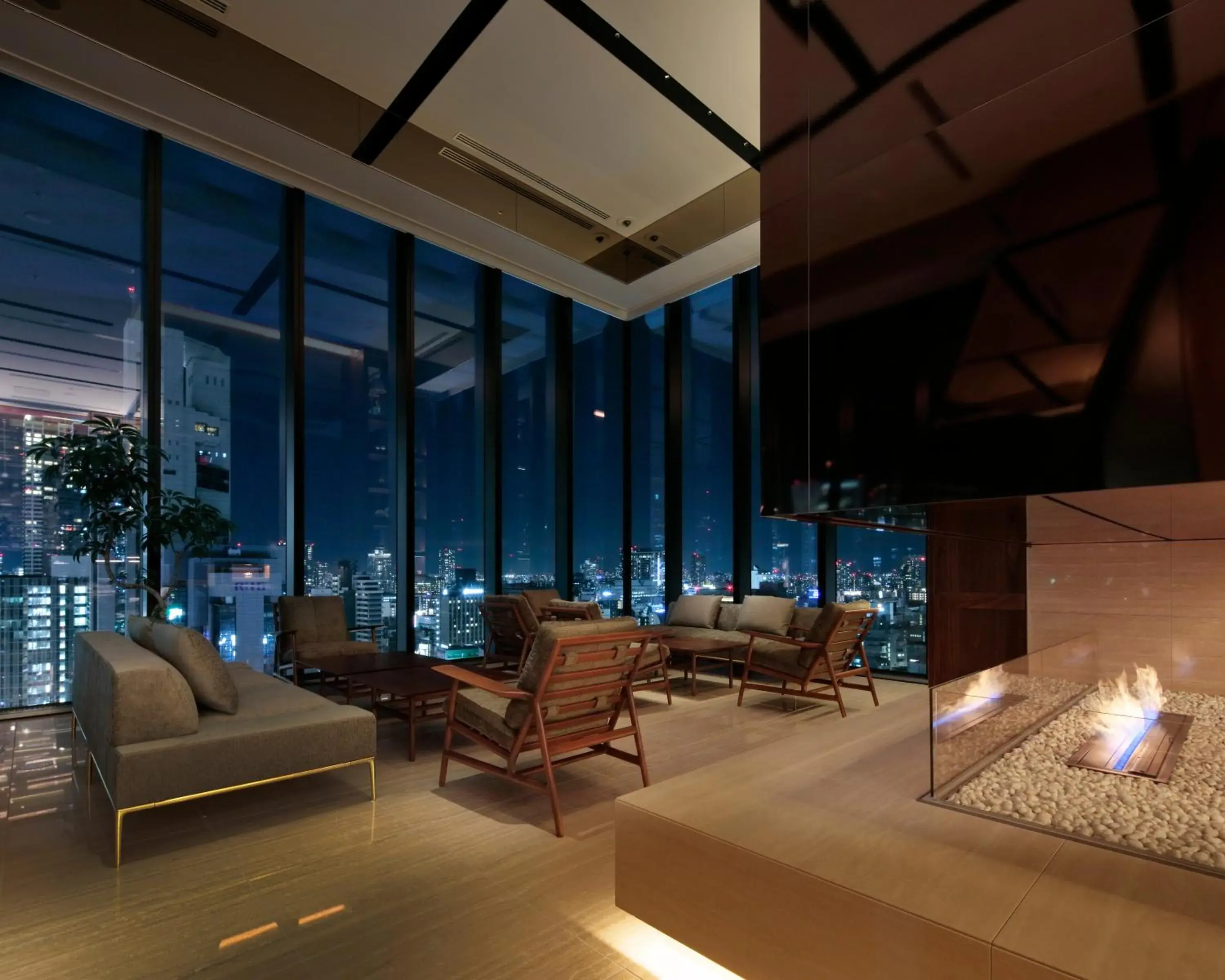 Lounge or bar in Candeo Hotels Osaka The Tower Lounge or bar in Candeo Hotels Osaka The Tower